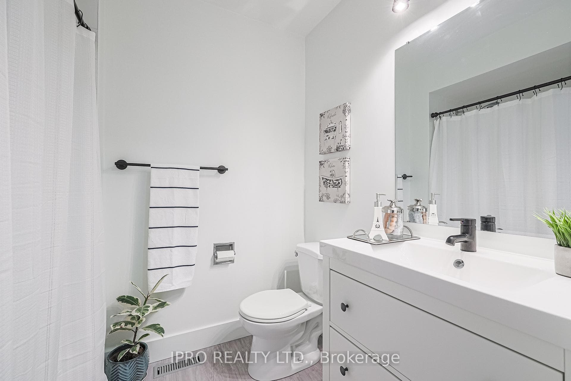 5865 Dalebrook Crescent Unit 62B photo 34