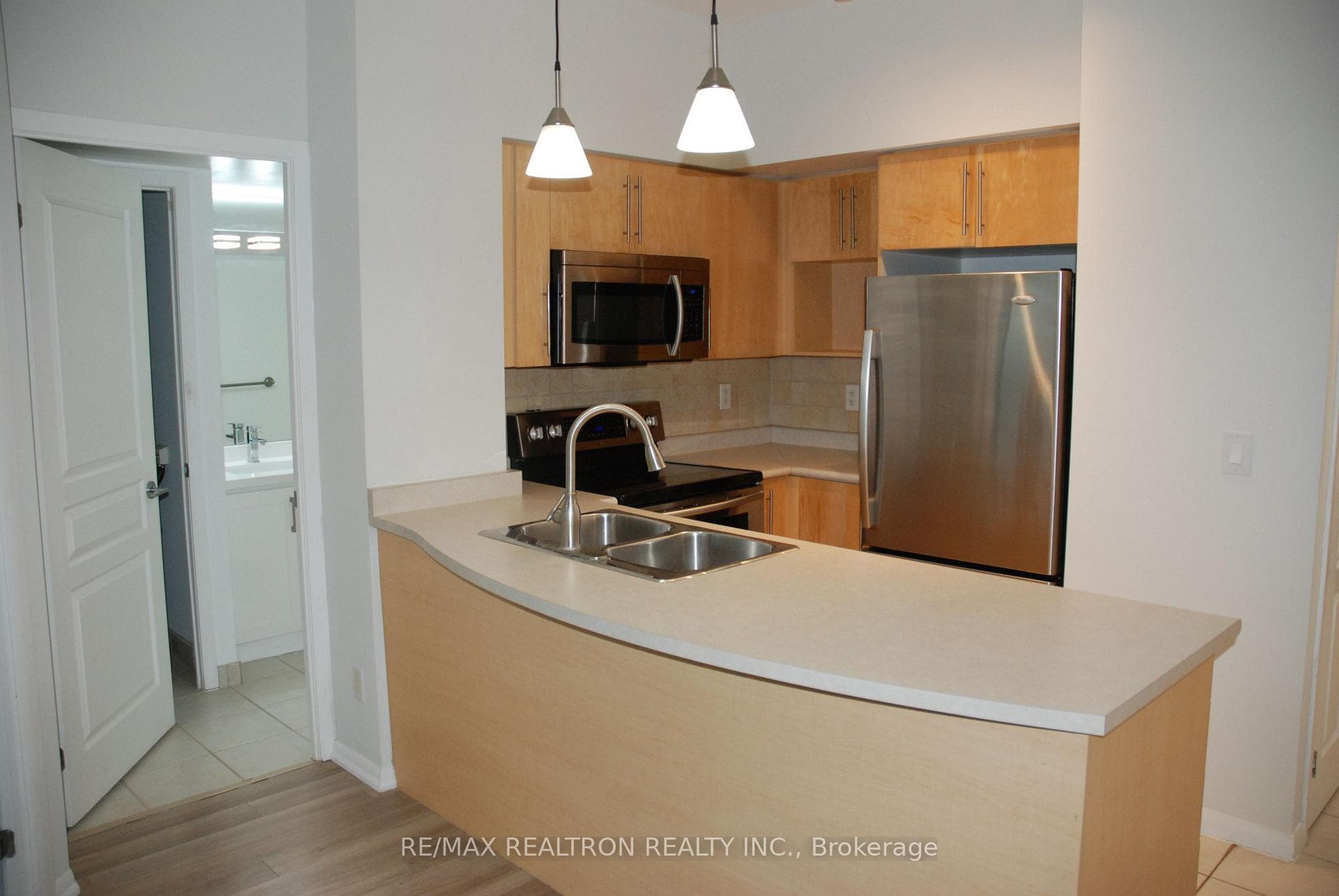18 Yonge Street Unit 2408 photo 6