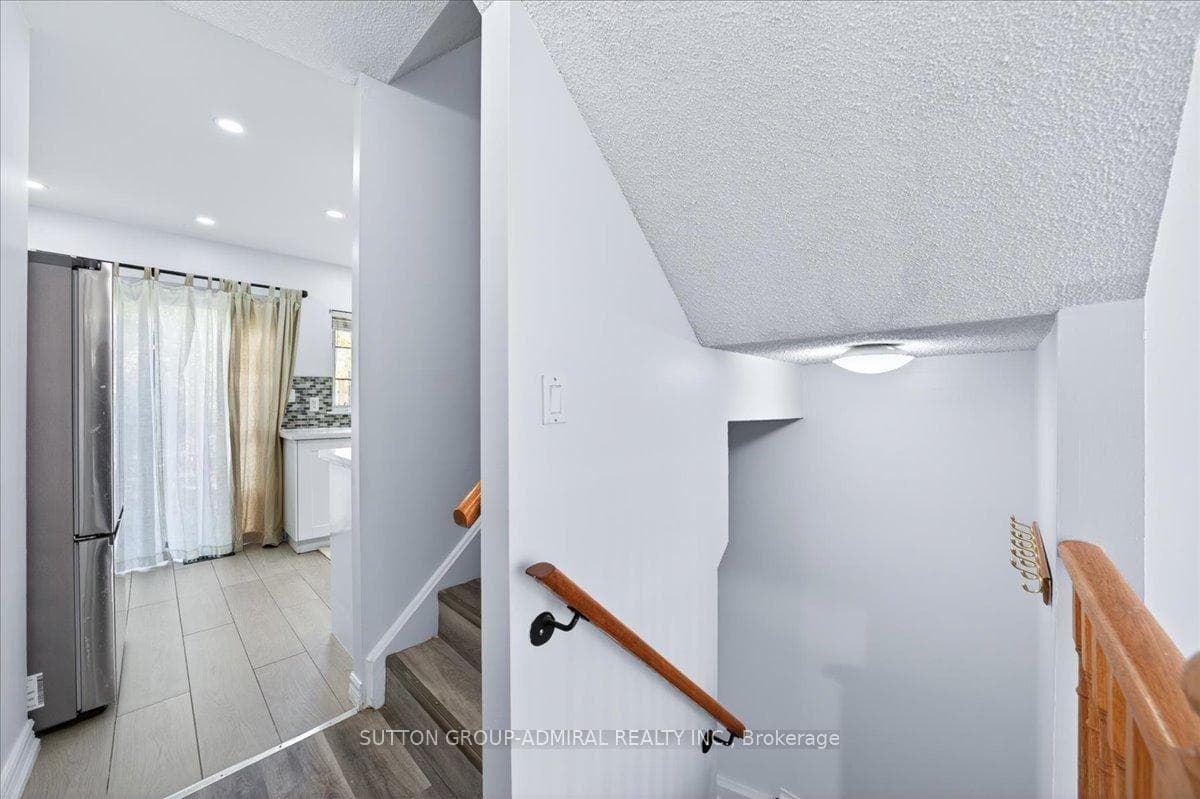 75 Strathaven Drive Unit 35 photo 20