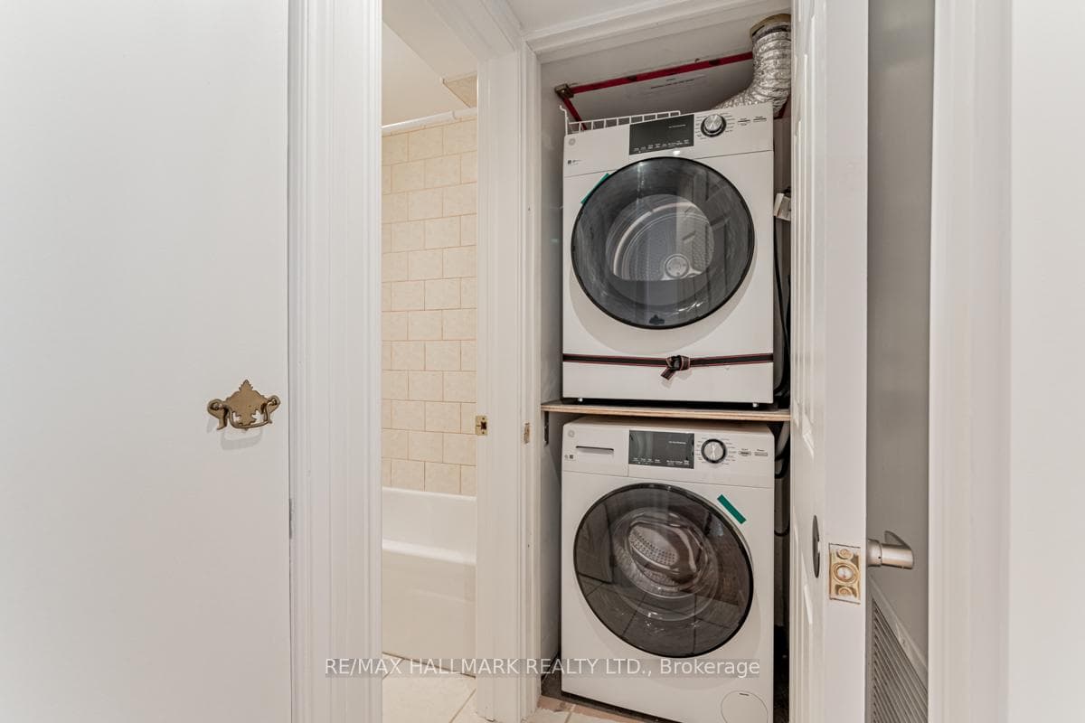 47 Manchester Avenue Unit 2 photo 23