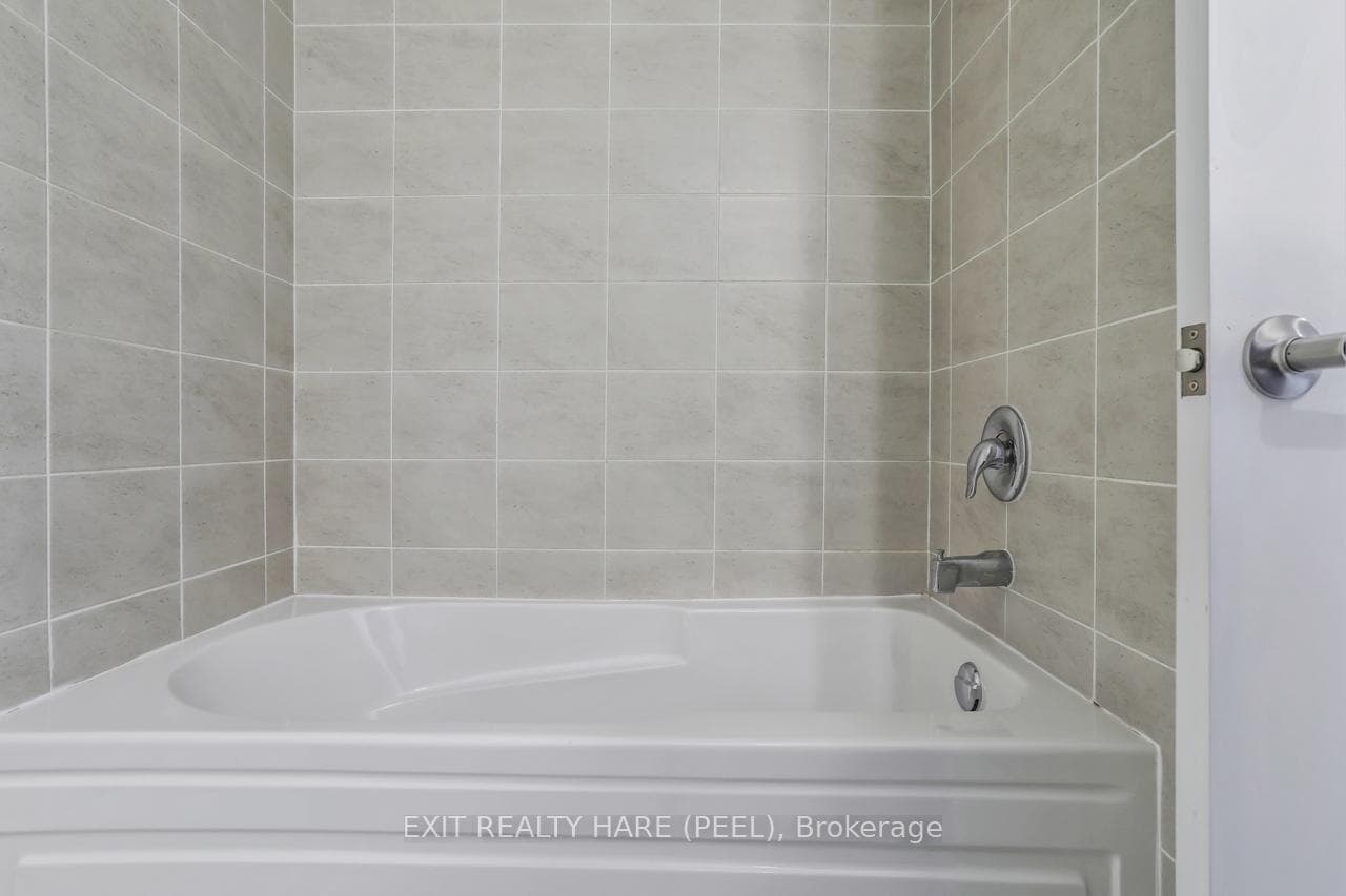 40 Speckled Alder Street photo 22