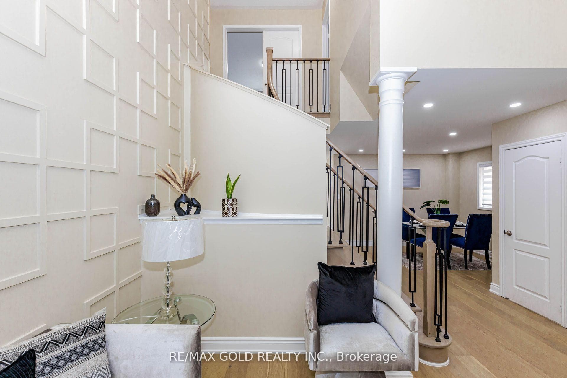 23 Wild Indigo Crescent photo 11