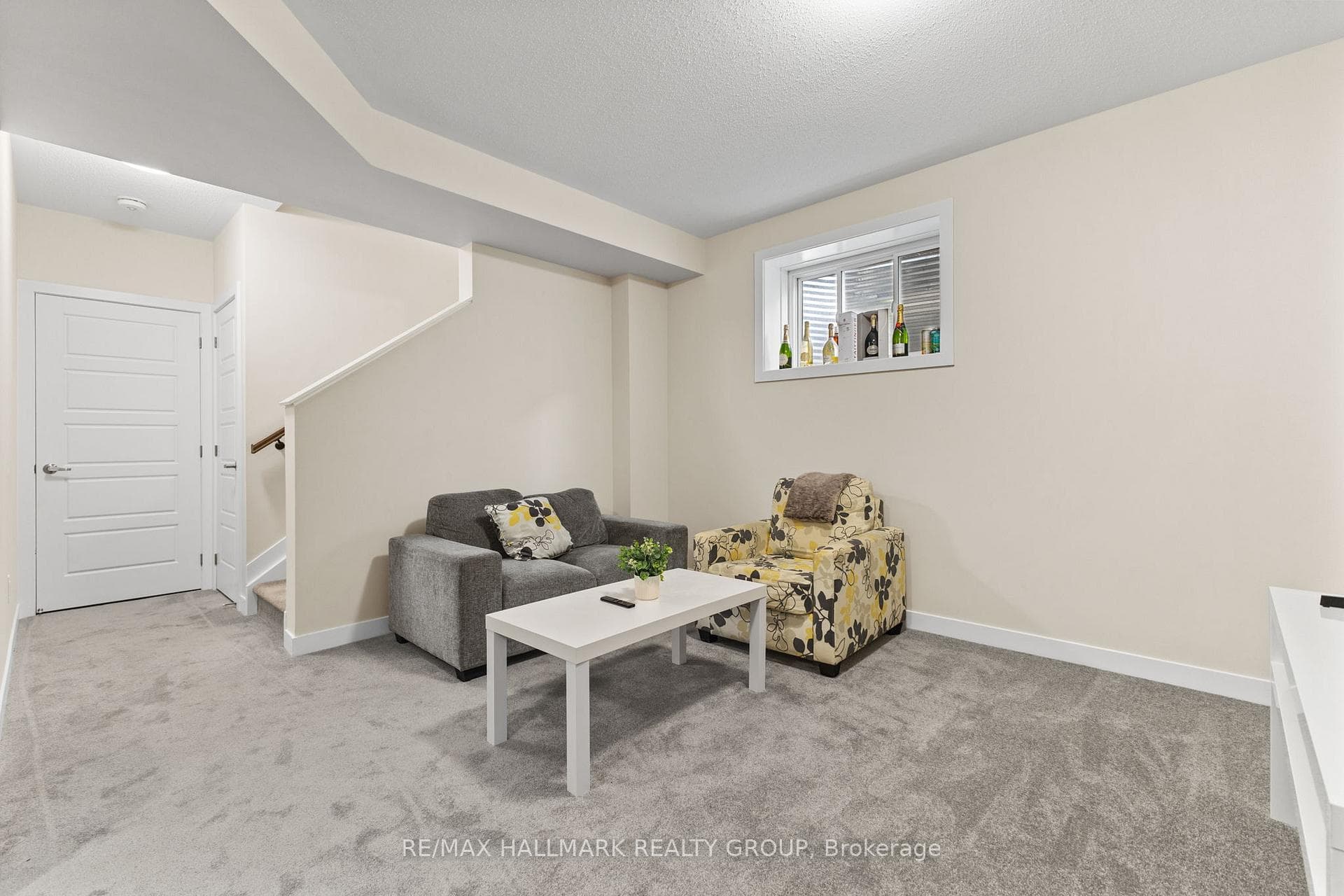 360 Peninsula Road photo 25