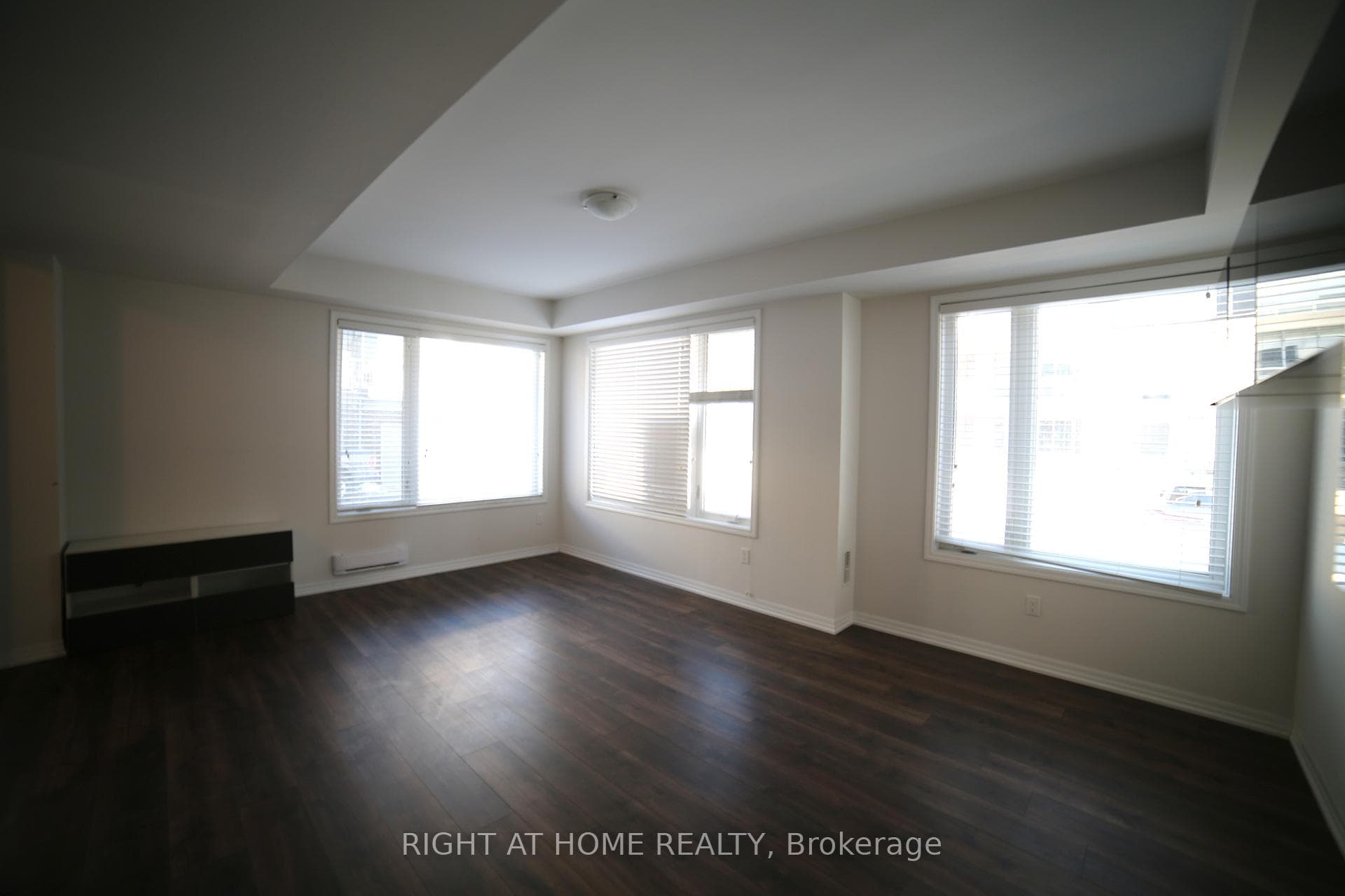 3019 Creekshore Common N/A Unit 33 photo 5