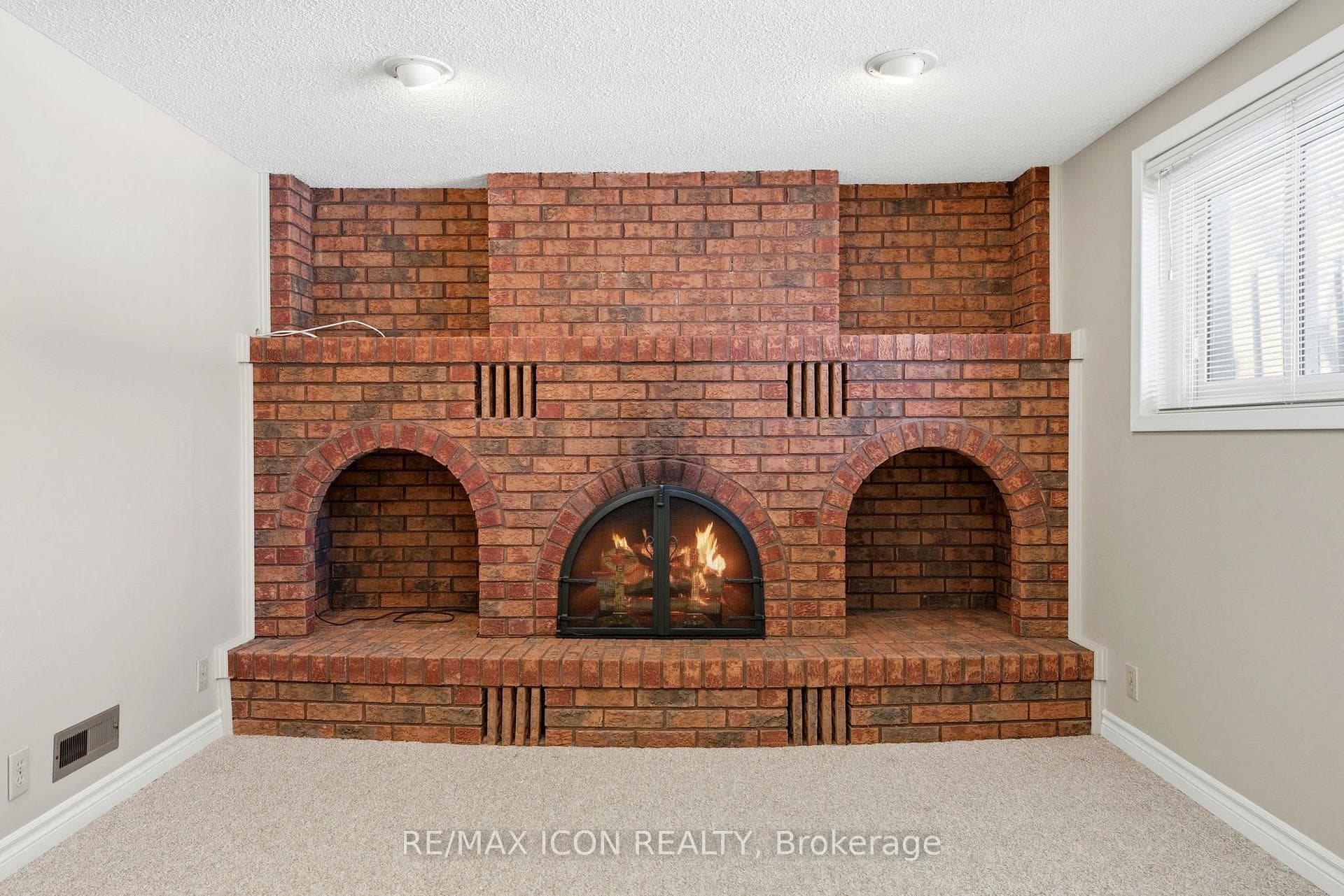 54 Duncairn Avenue photo 19