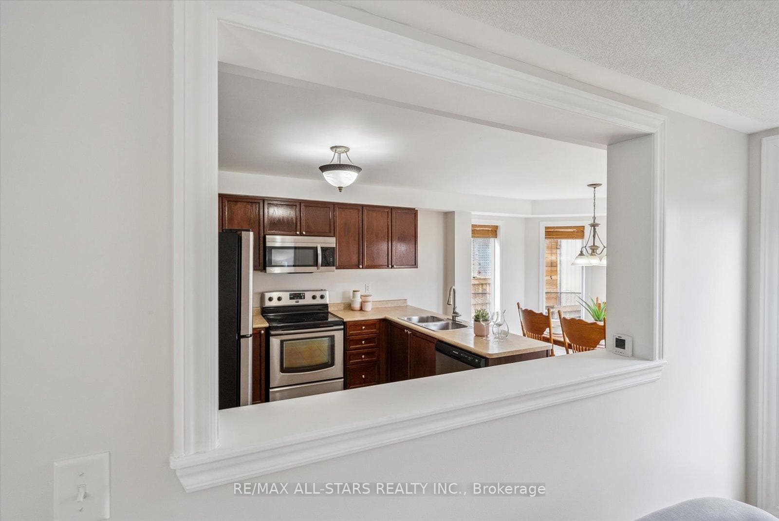 38 Ian Drive photo 13