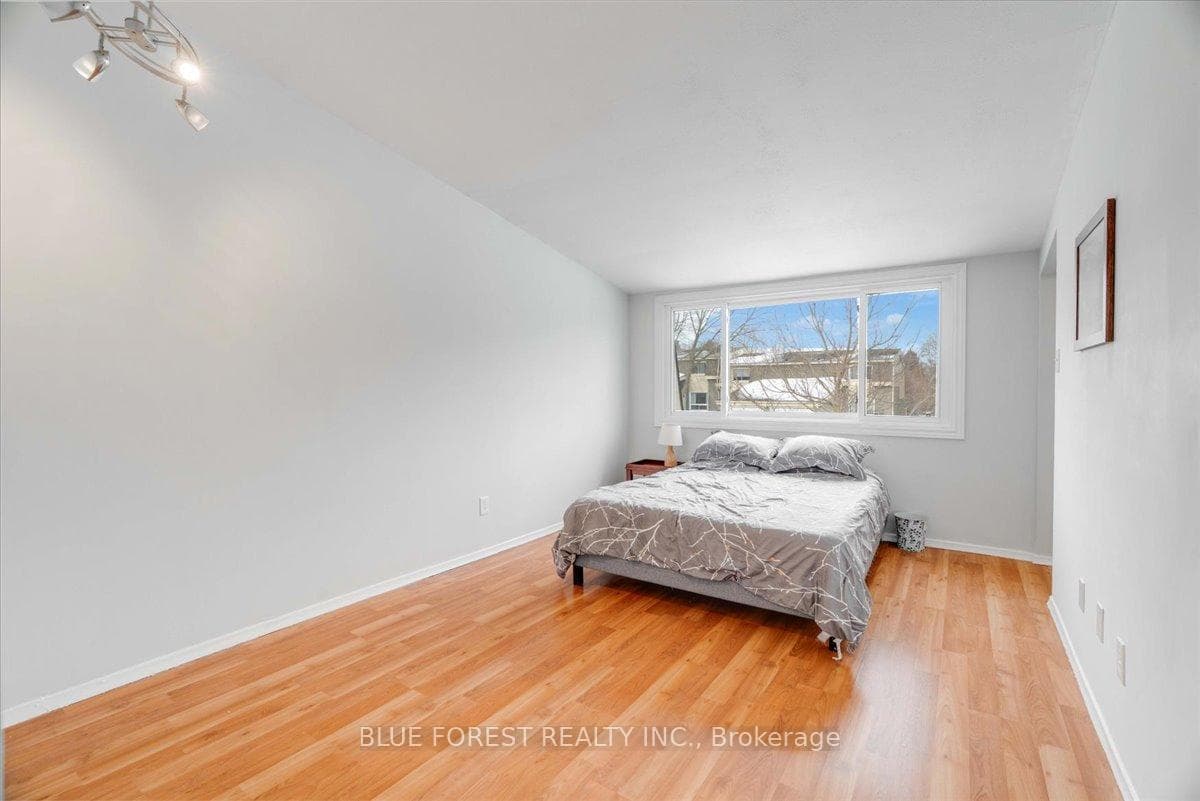 1460 Limberlost Road Unit 50 photo 27