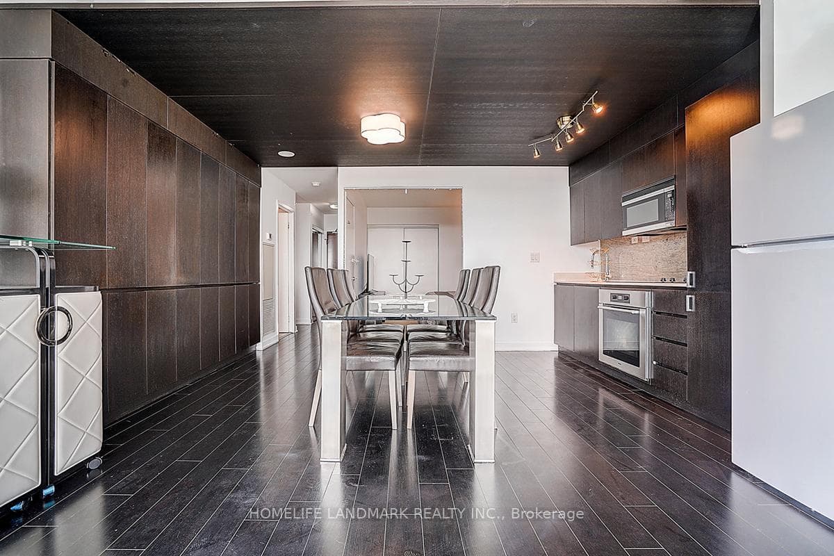 10 Capreol Court Unit 1007 photo 22