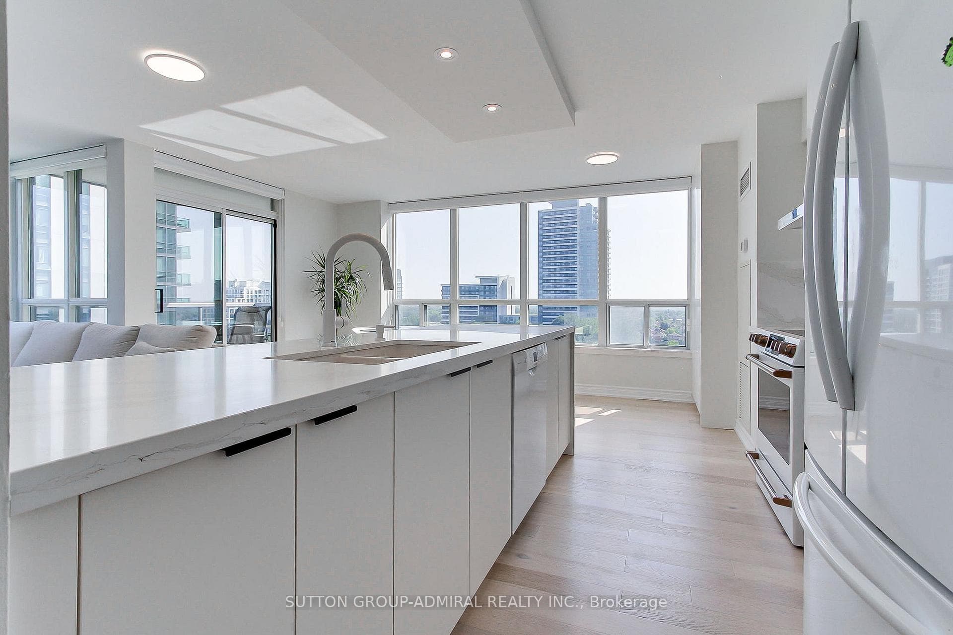 50 DISERA Drive Unit 905 photo 15
