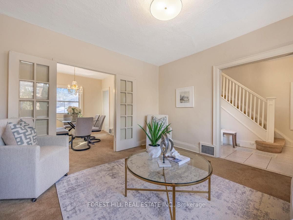 355 Belsize Drive photo 11