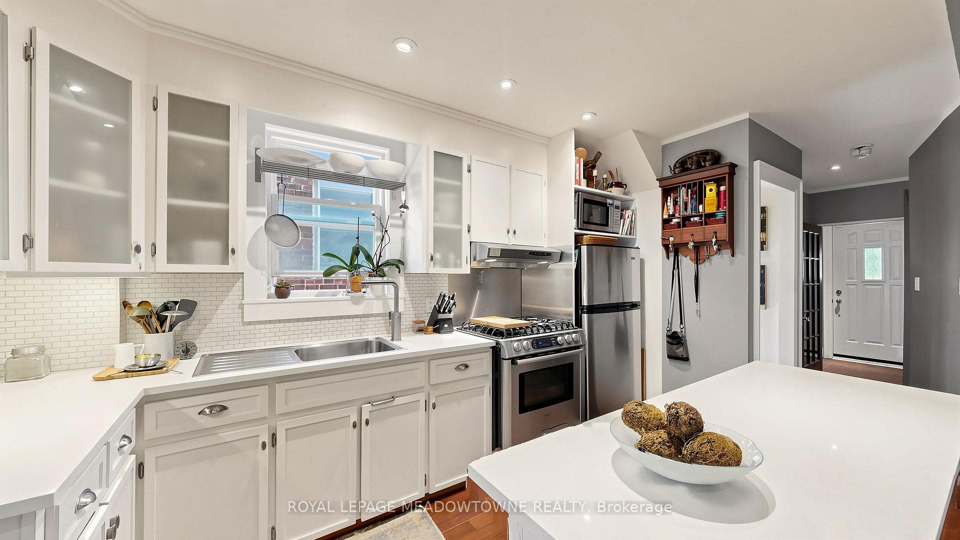 331 Glenholme Avenue photo 13