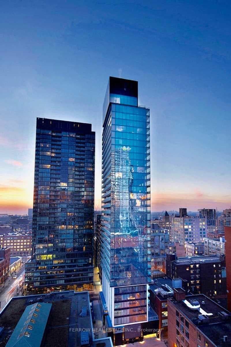 11 Charlotte Street Unit 301 photo 1