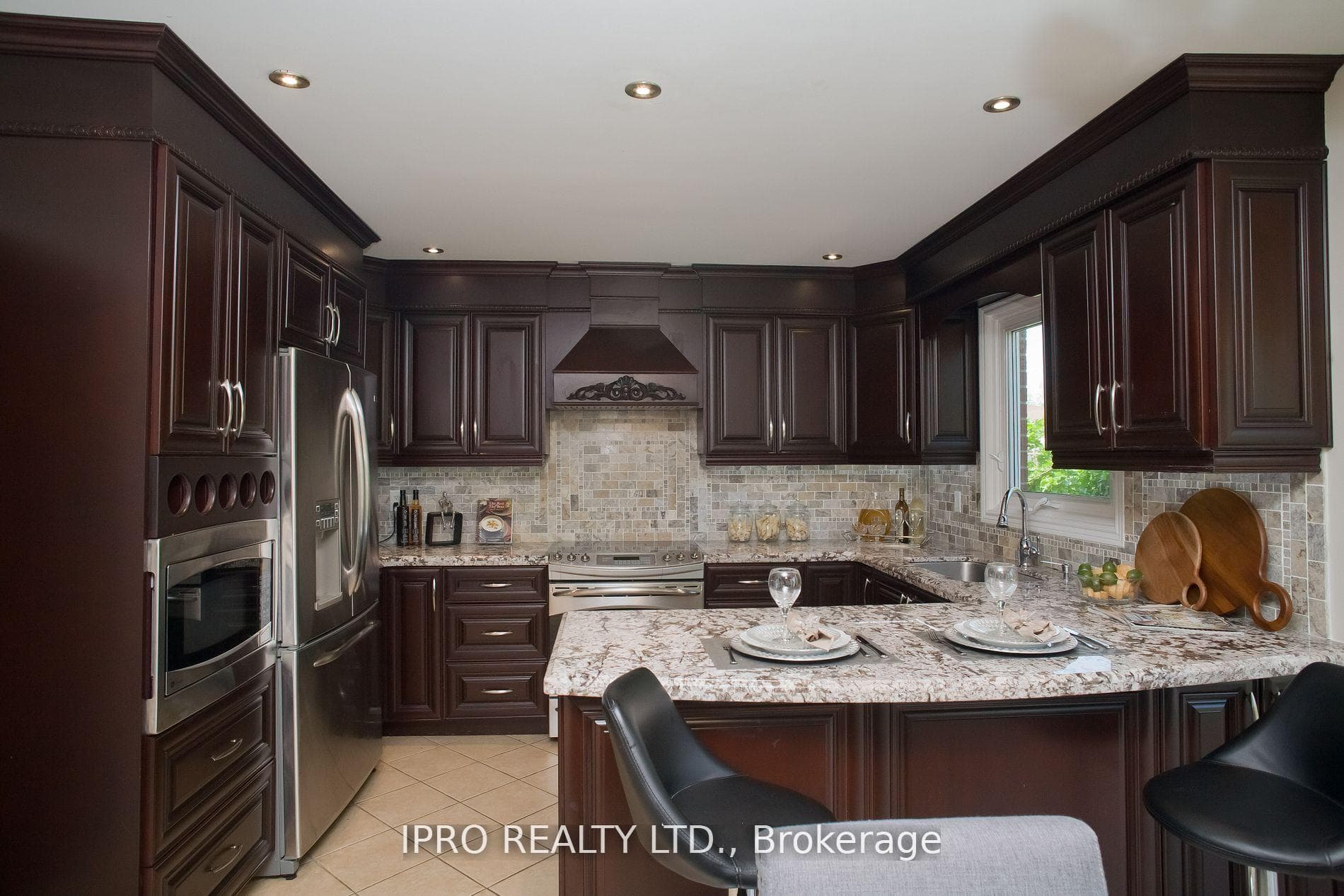 487 Cullen Avenue photo 8