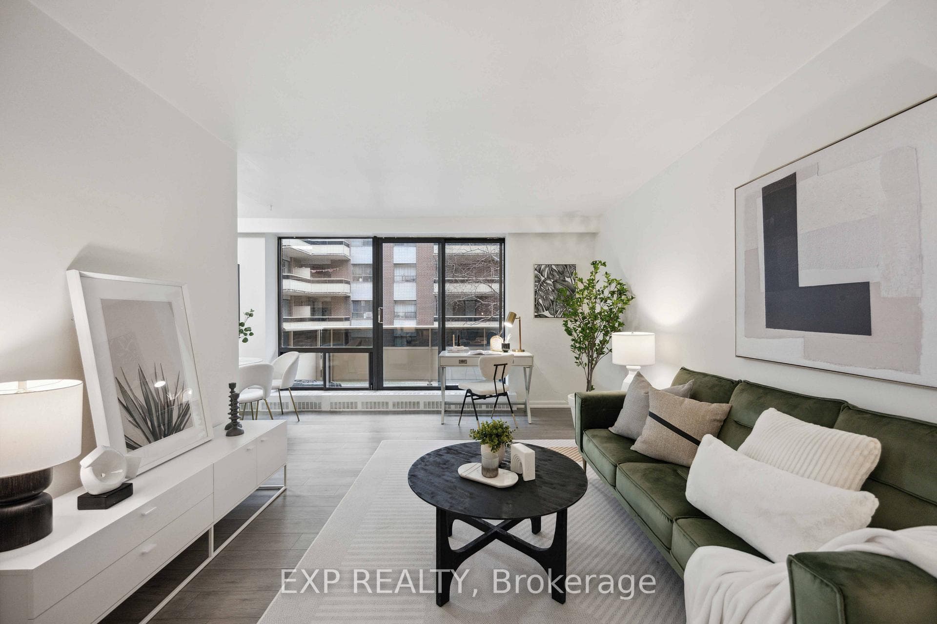 915 Midland Avenue Unit 208 photo 8