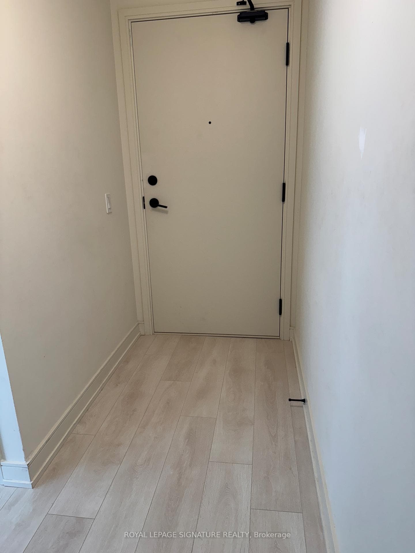 8010 Derry Road Unit 1007 photo 5