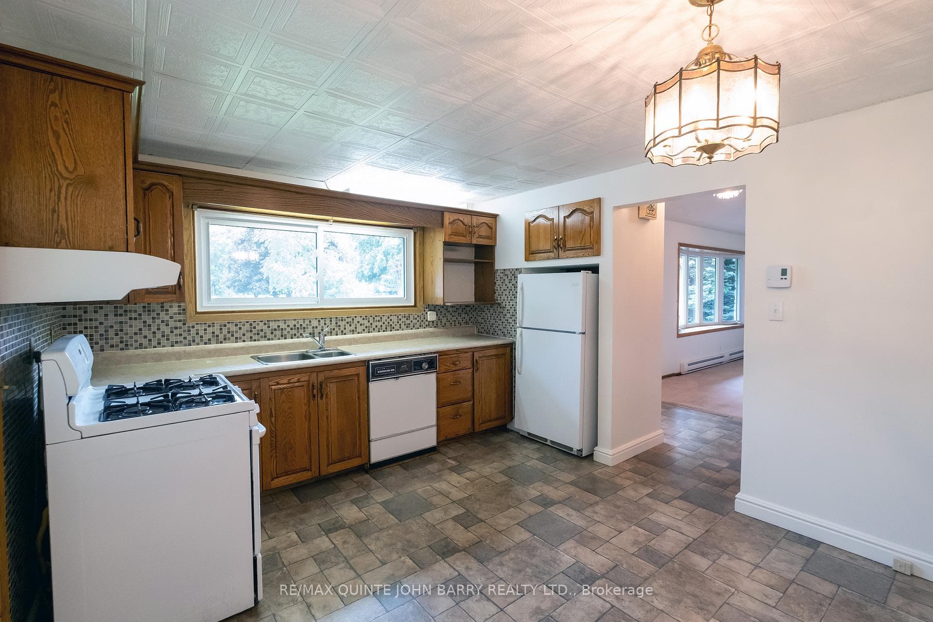 28 Walter Avenue photo 20