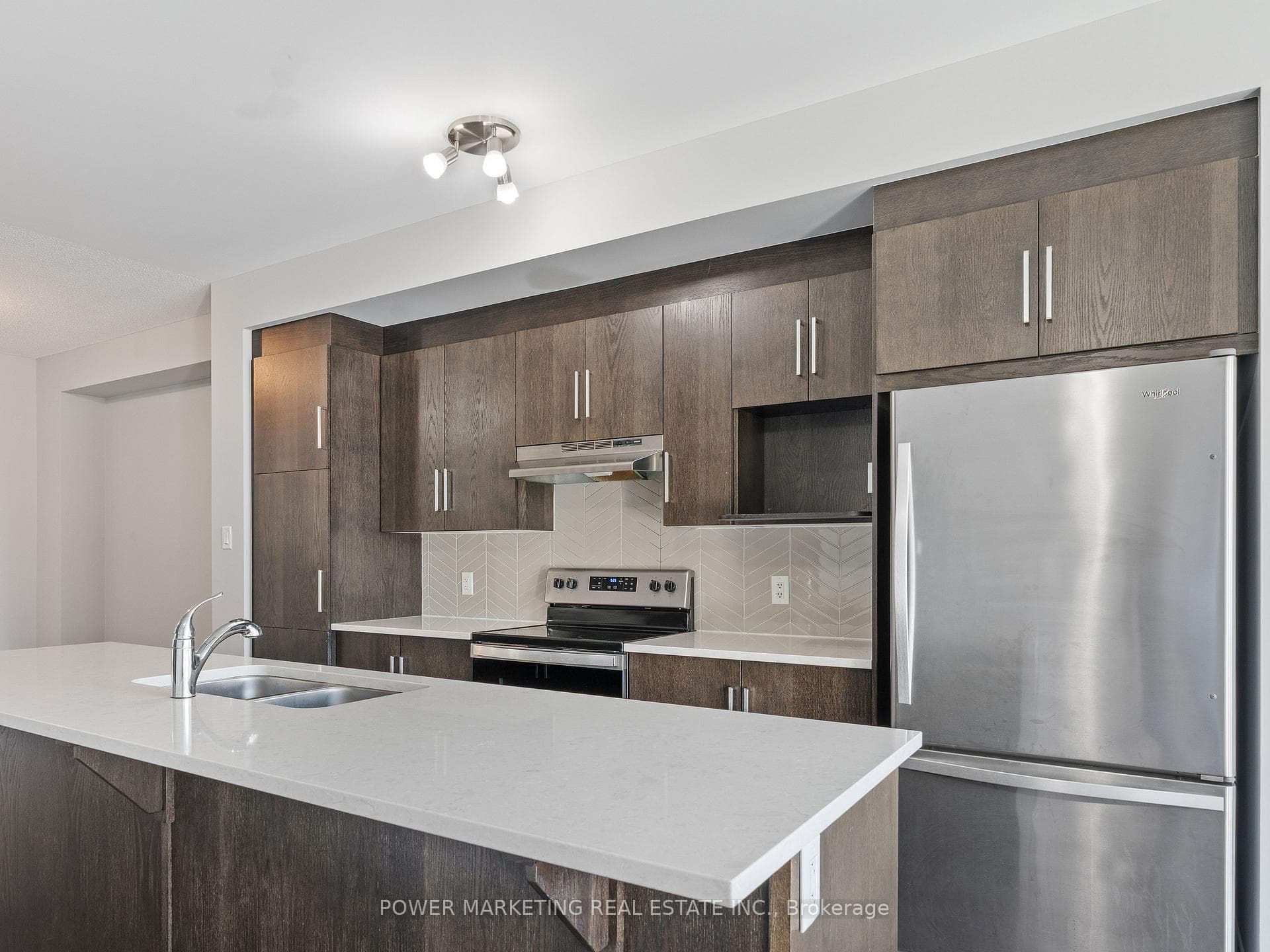 487 COPE Drive photo 10