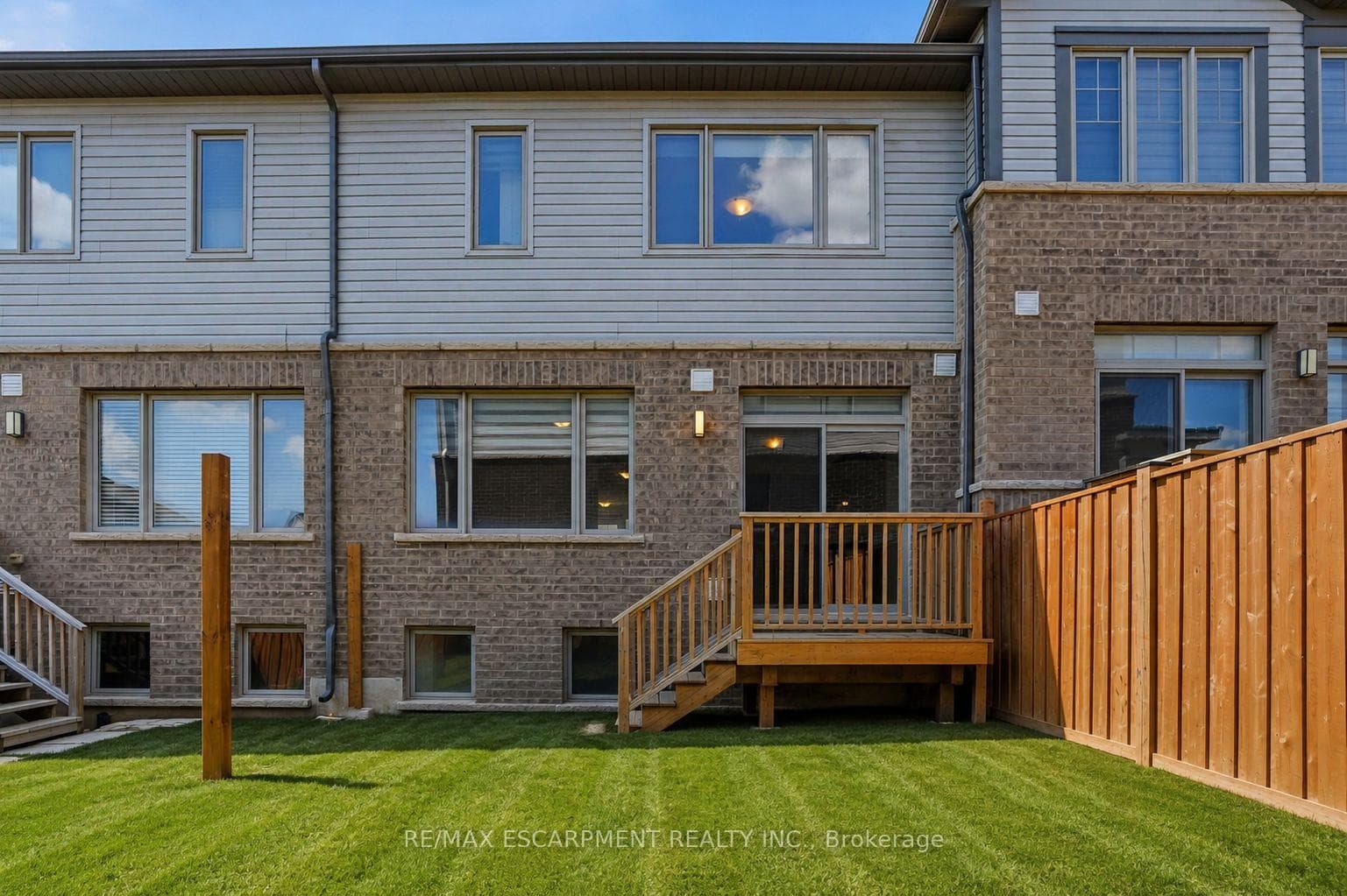 254 Rosebury Way photo 31