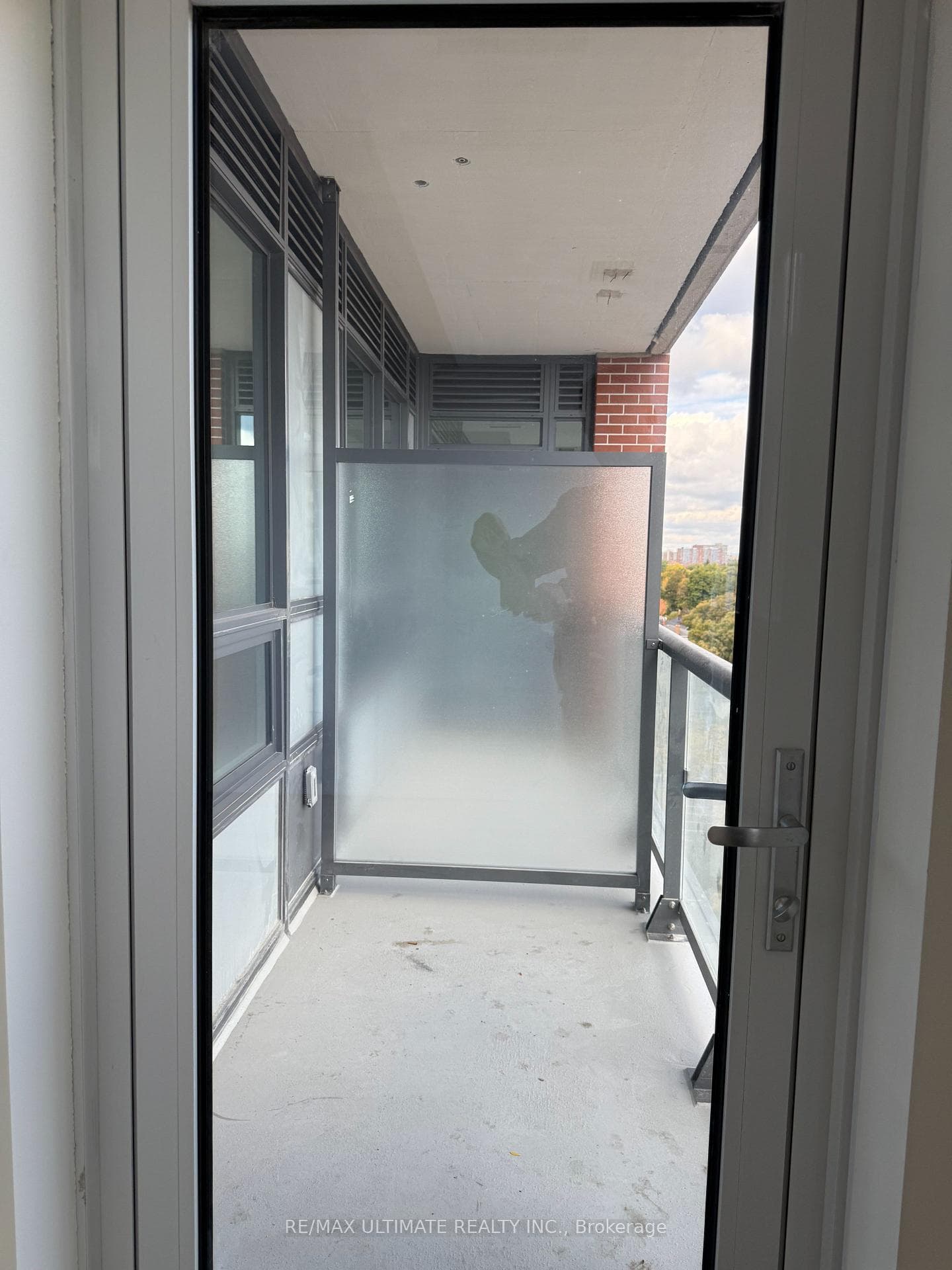 3270 Sheppard Avenue Unit 832 photo 17