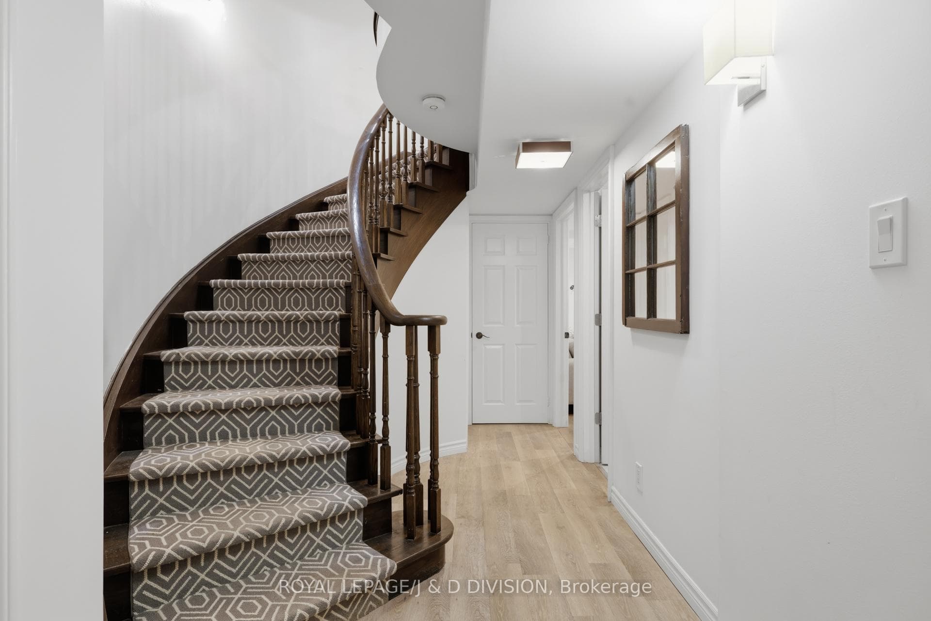 Circular Stairs to Lower Level