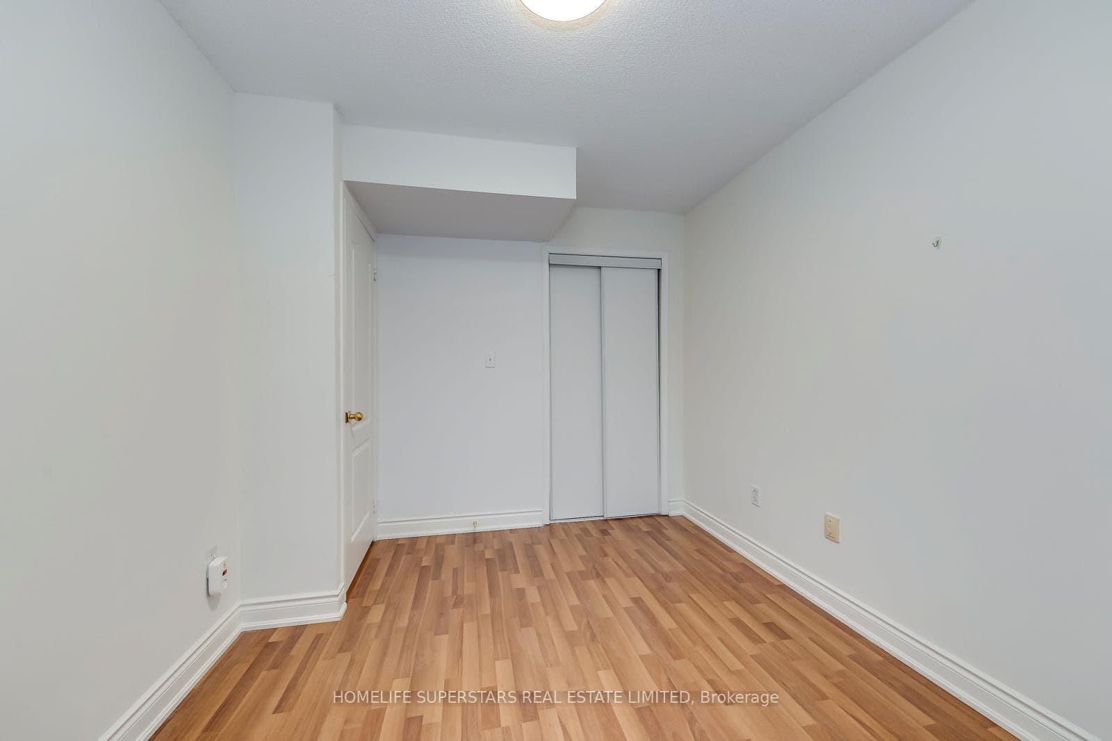 605 Shoreline Drive Unit Unit 11 photo 13