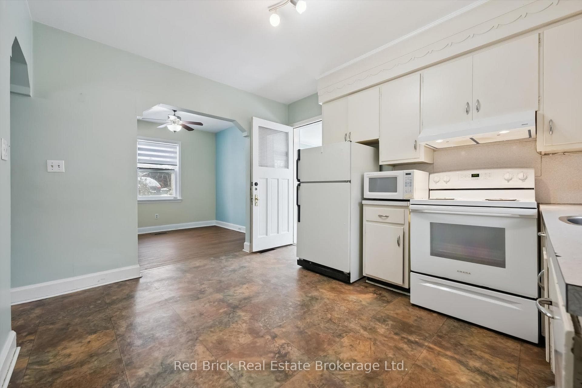 55 Stevenson Street photo 14