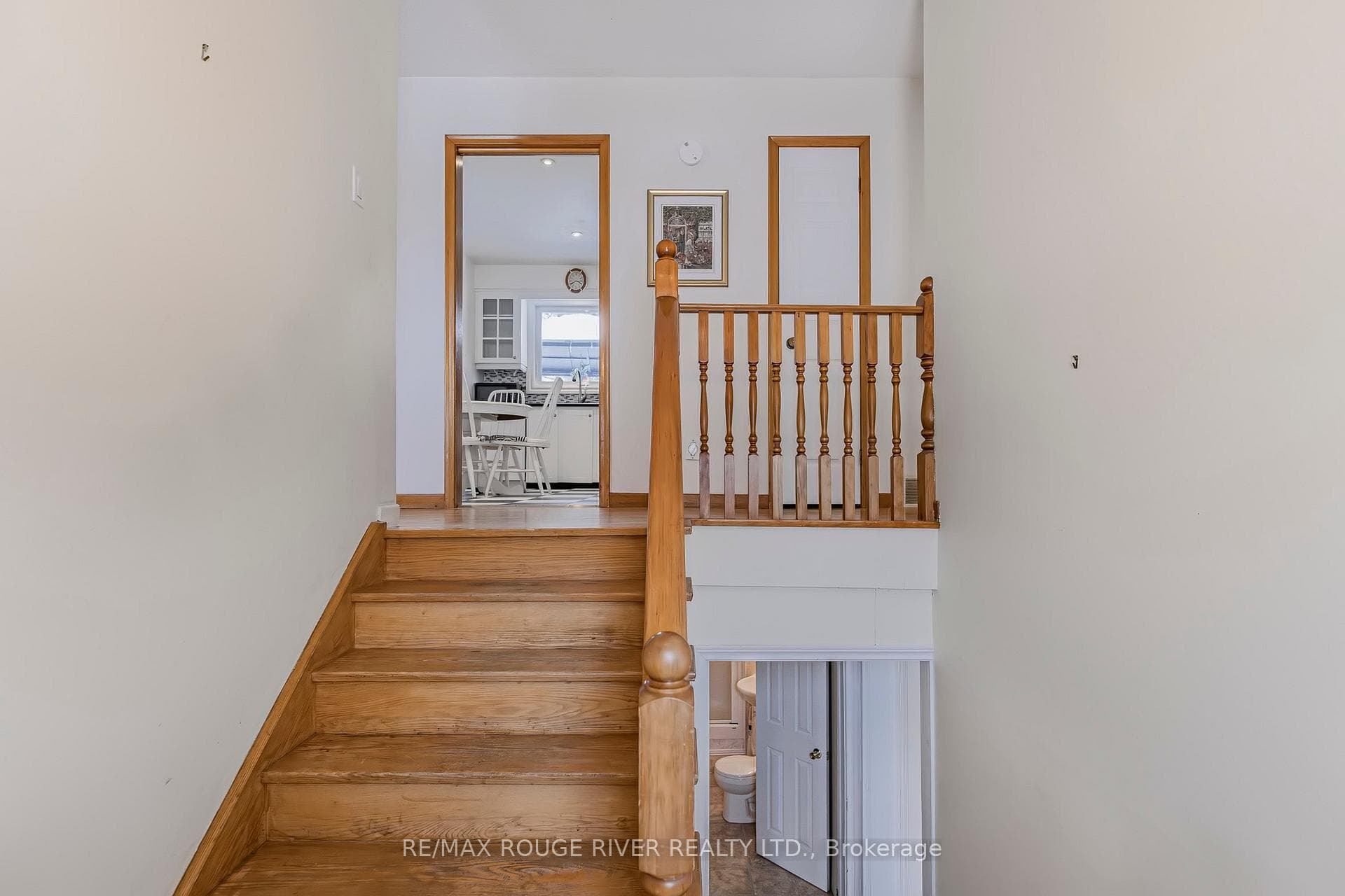 1286 Ontario Street photo 6