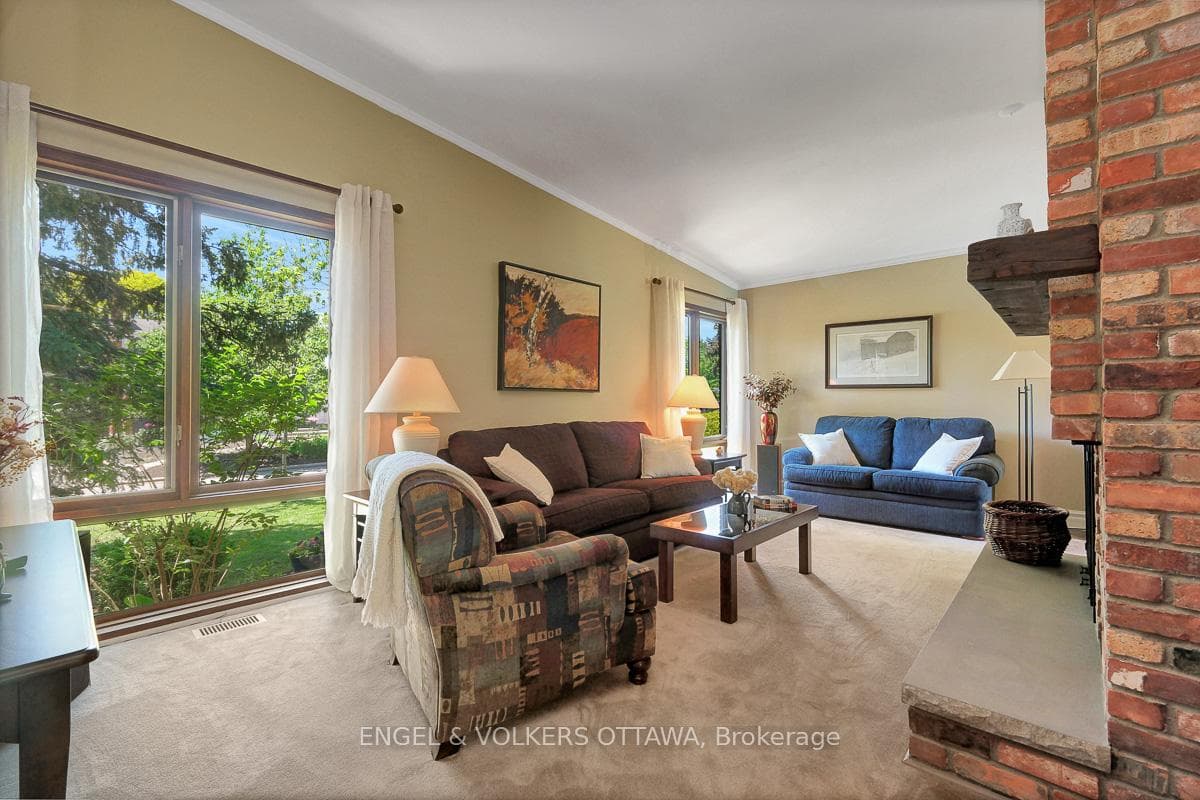 1131 Cameo Drive photo 11