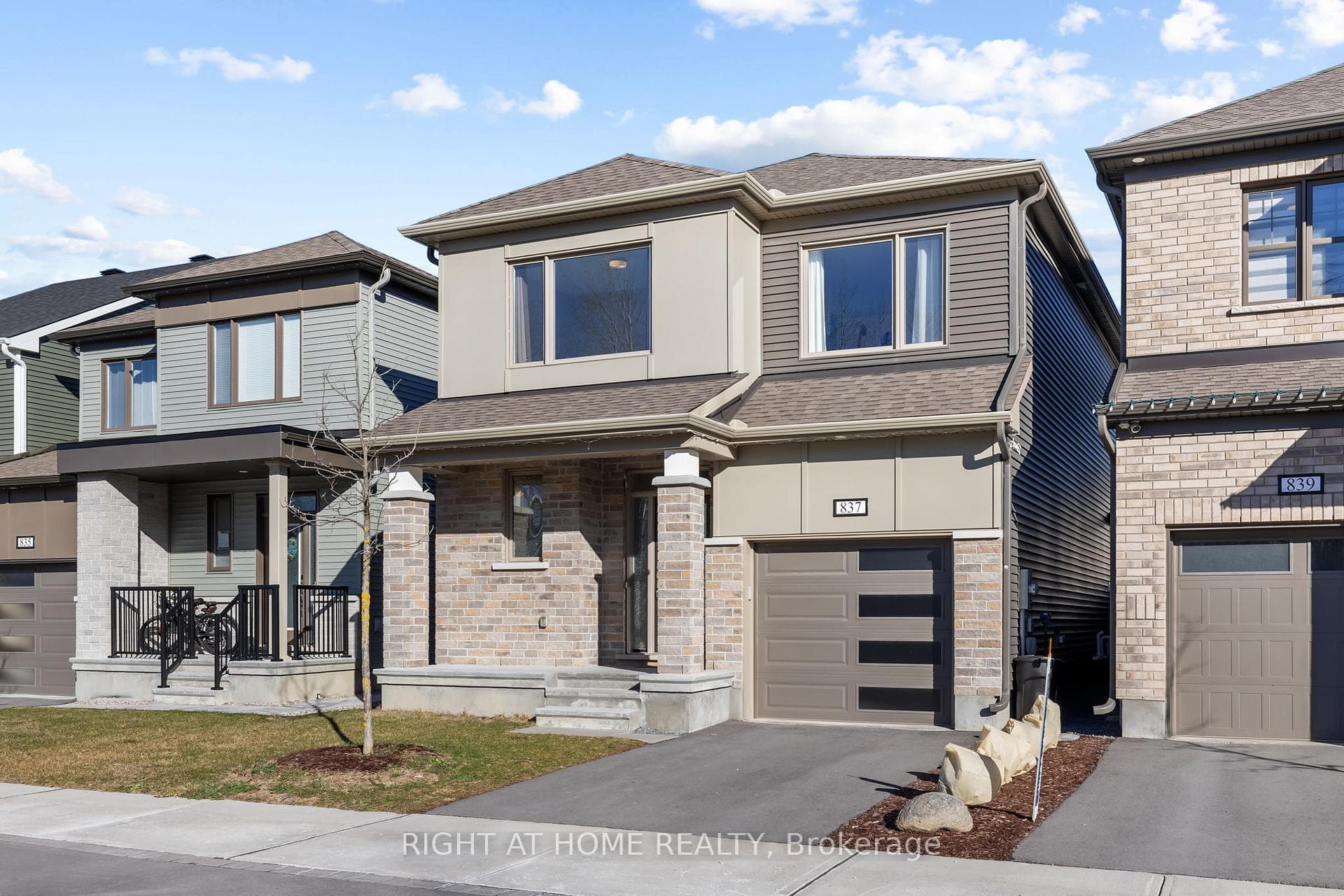 837 Derren Avenue photo 2