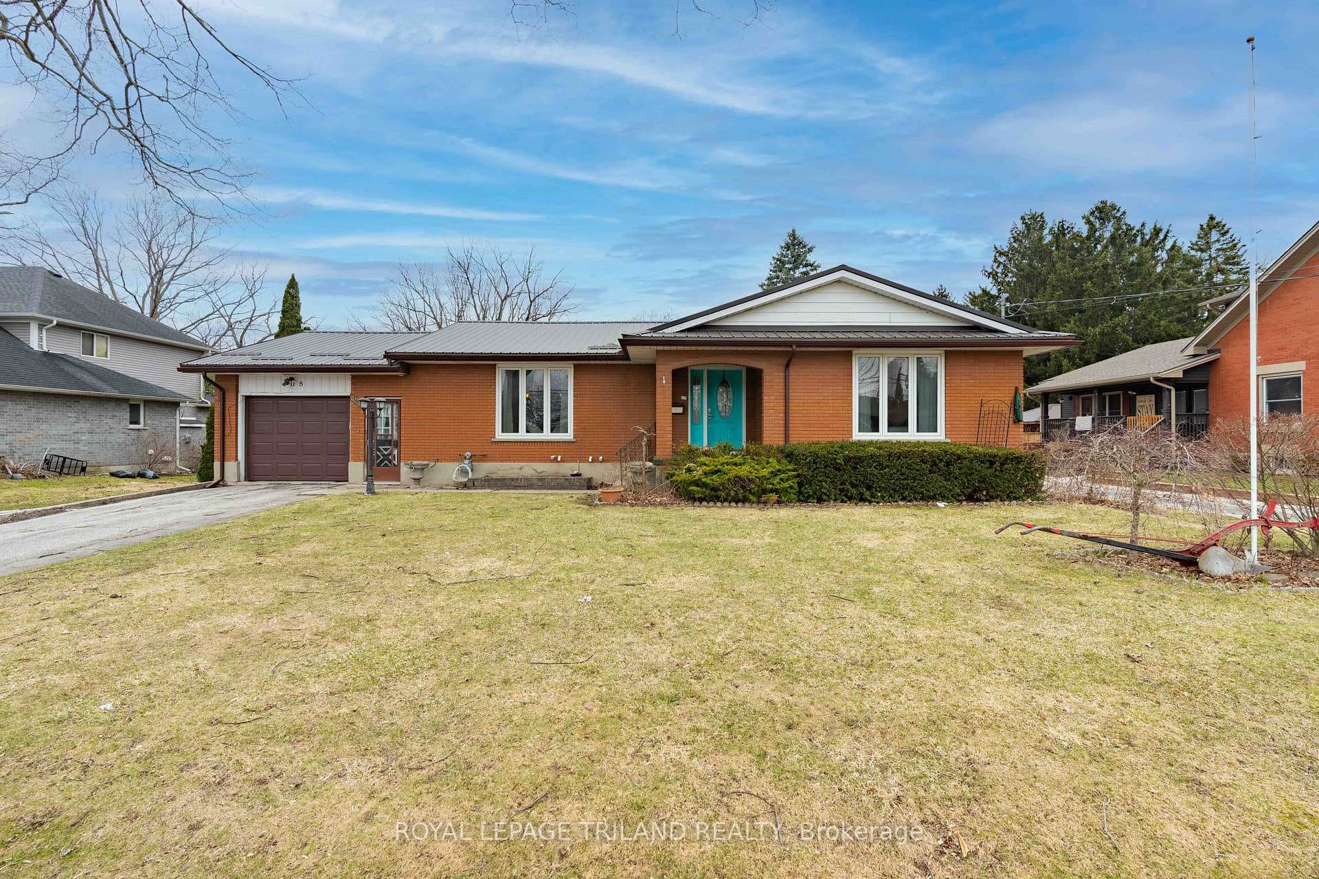 308 John Street photo 5