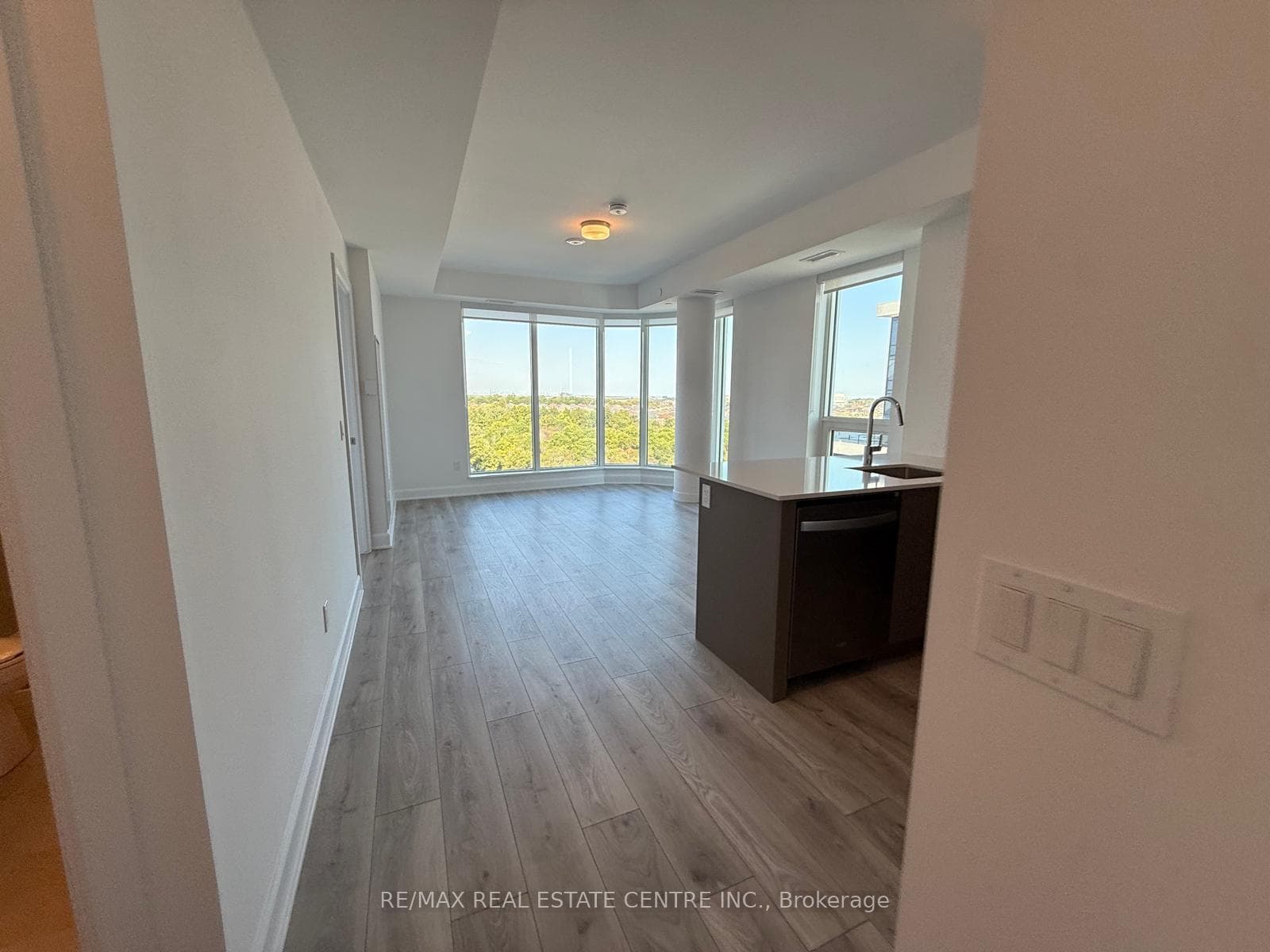 3240 William Coltson Avenue Unit 1003 photo 20