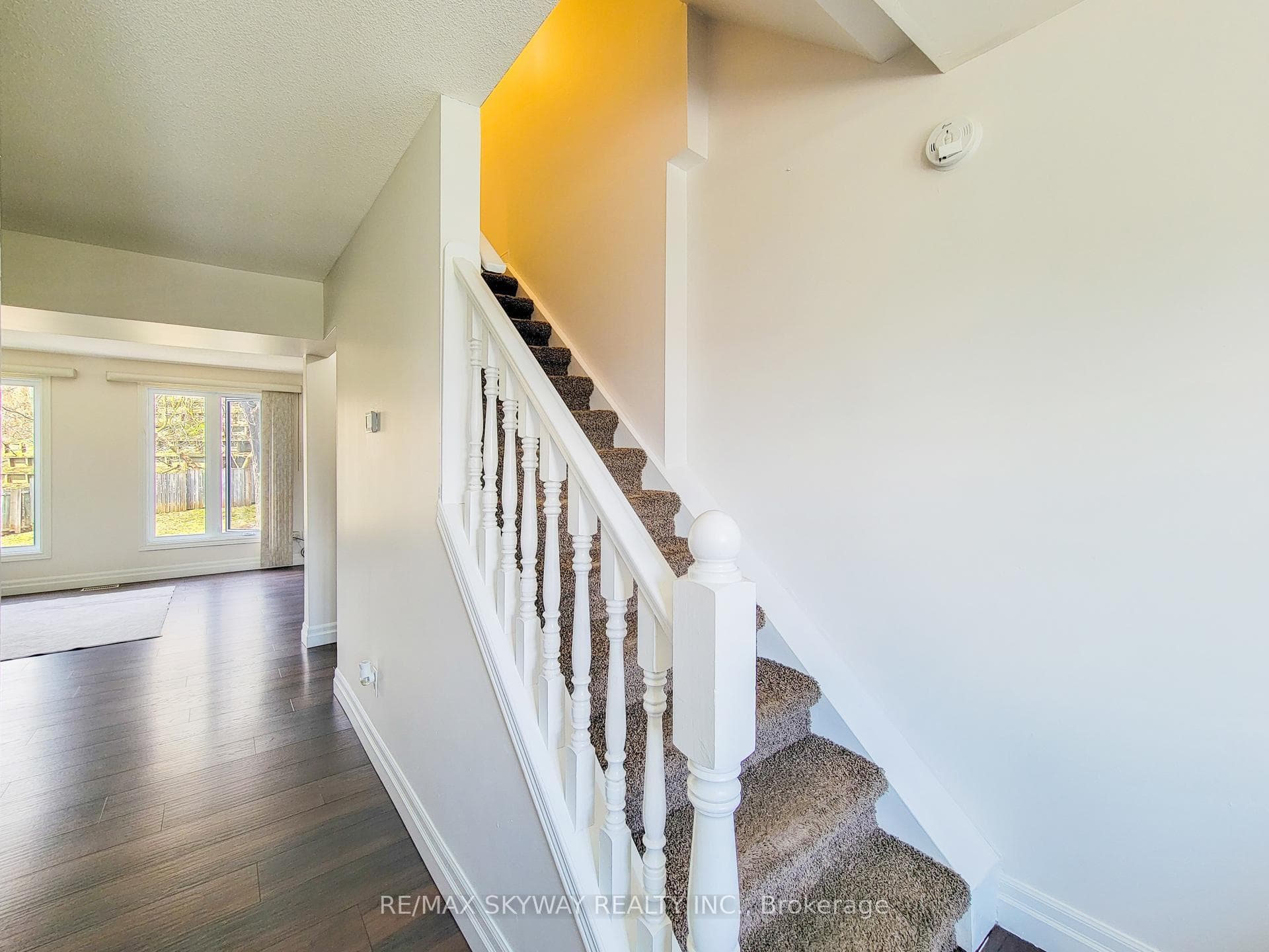 56 Harris Avenue Unit B photo 32
