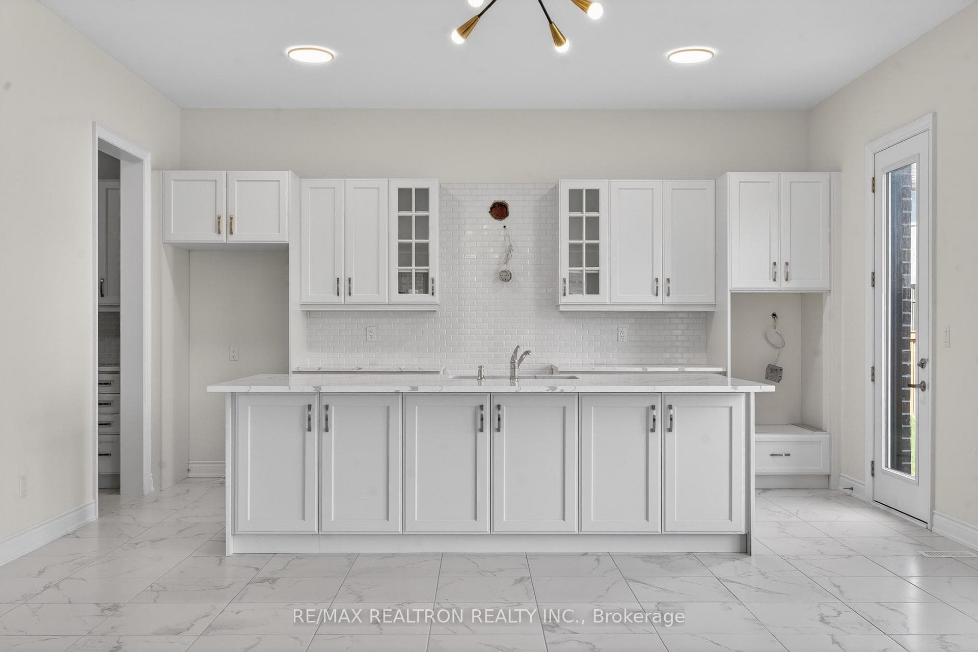 23 Joiner Circle photo 21