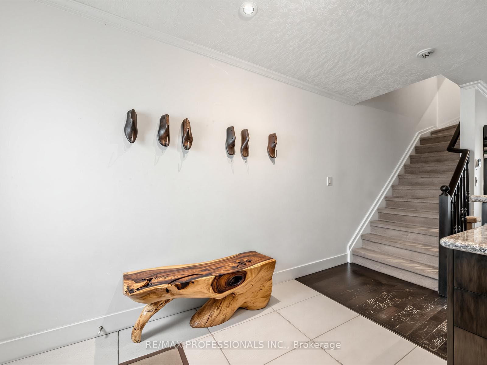 220 Manitoba Street Unit 32 photo 4