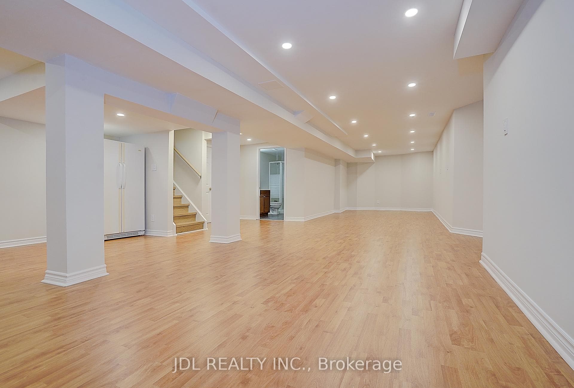 148 Manhattan Drive photo 37