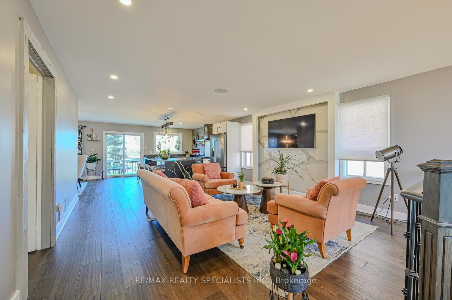 3969 Parkgate Drive photo 10