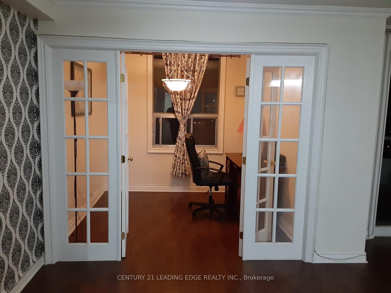 5 Shady Golfway Unit 1605 photo 7