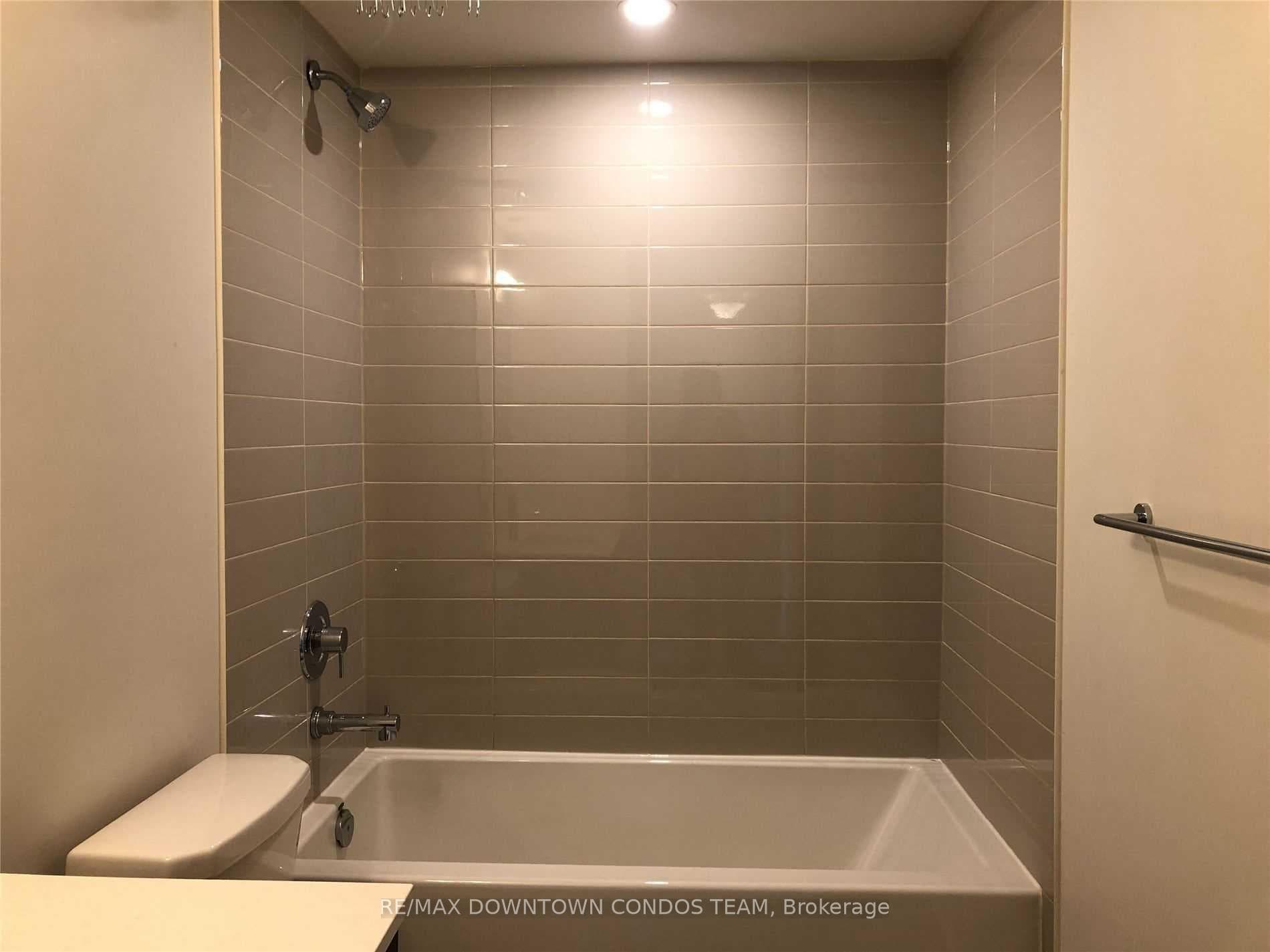 576 Front Street Unit 602 photo 19