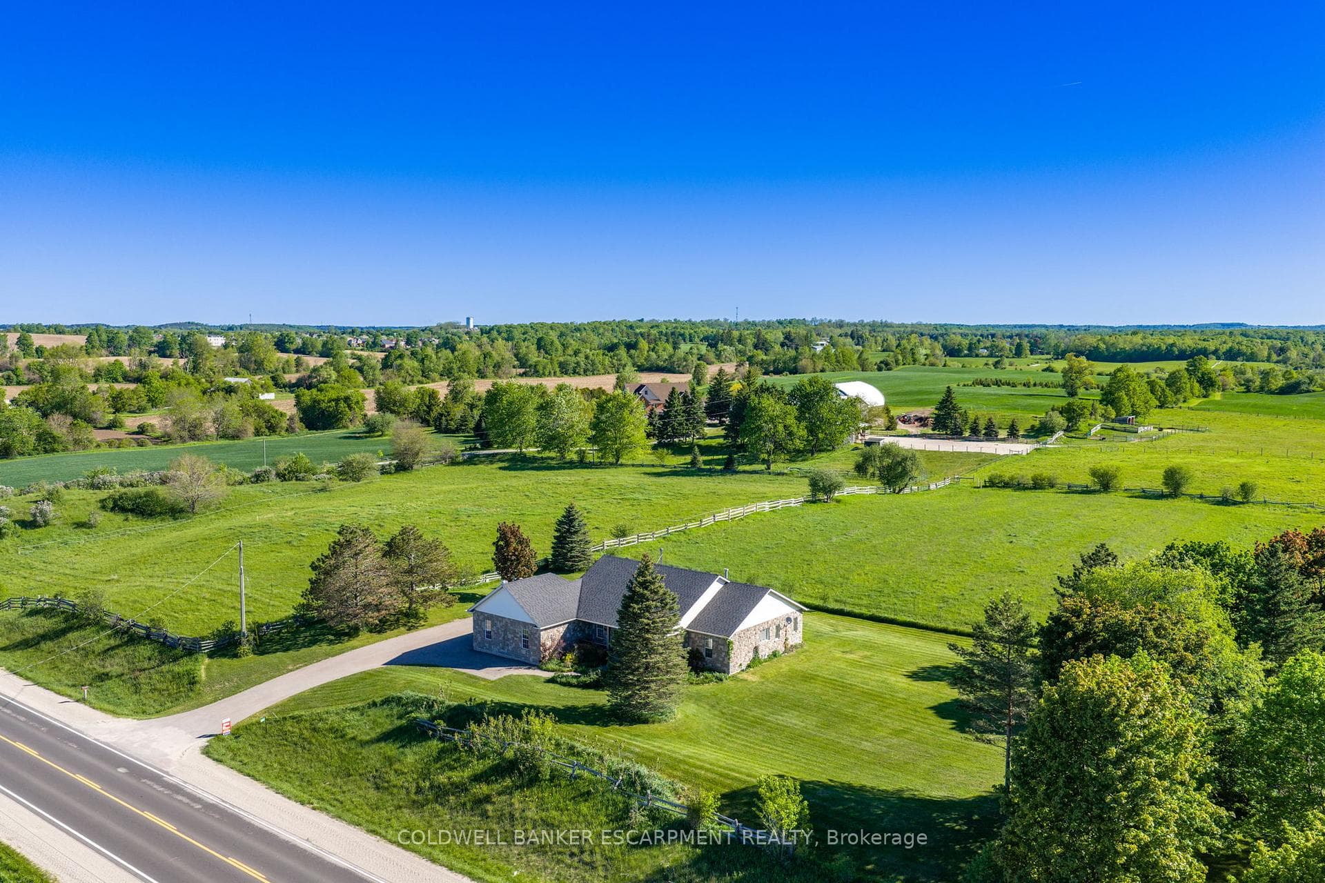 4923 Wellington 44 Road photo 1