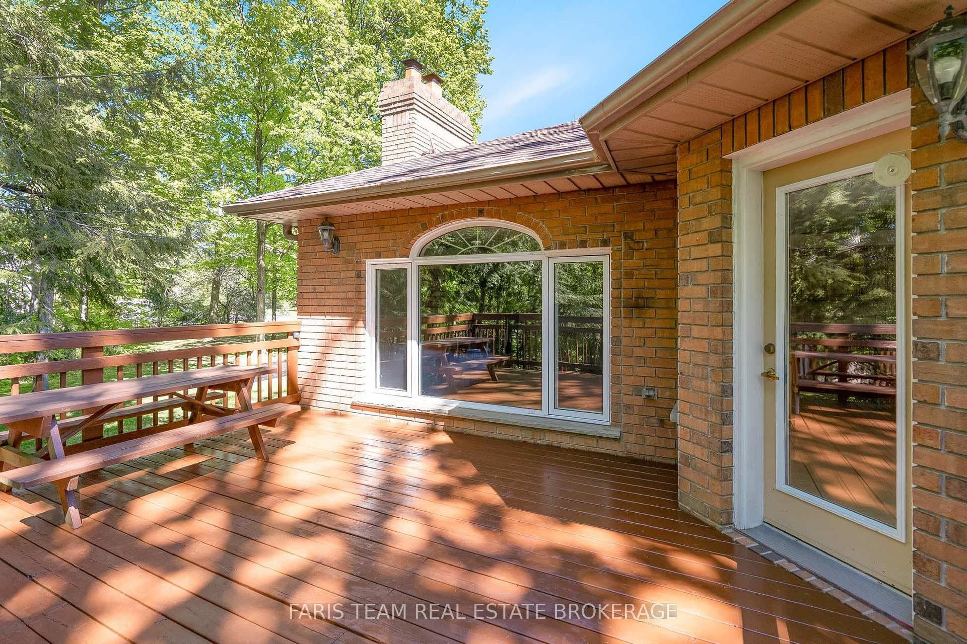 2088 Wilkinson Street photo 30