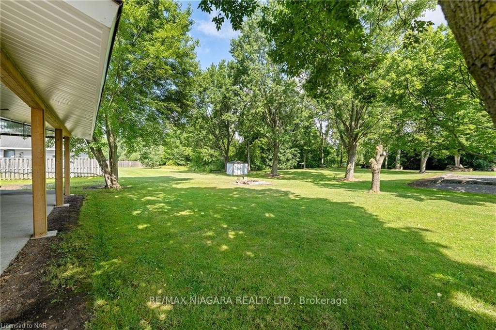 489 MOORE Road photo 28