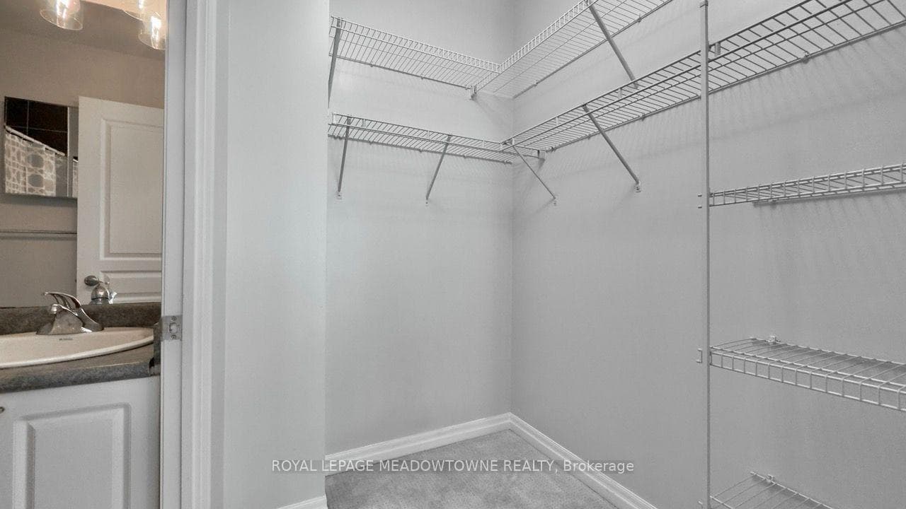223 Webb Drive Unit 2114 photo 5