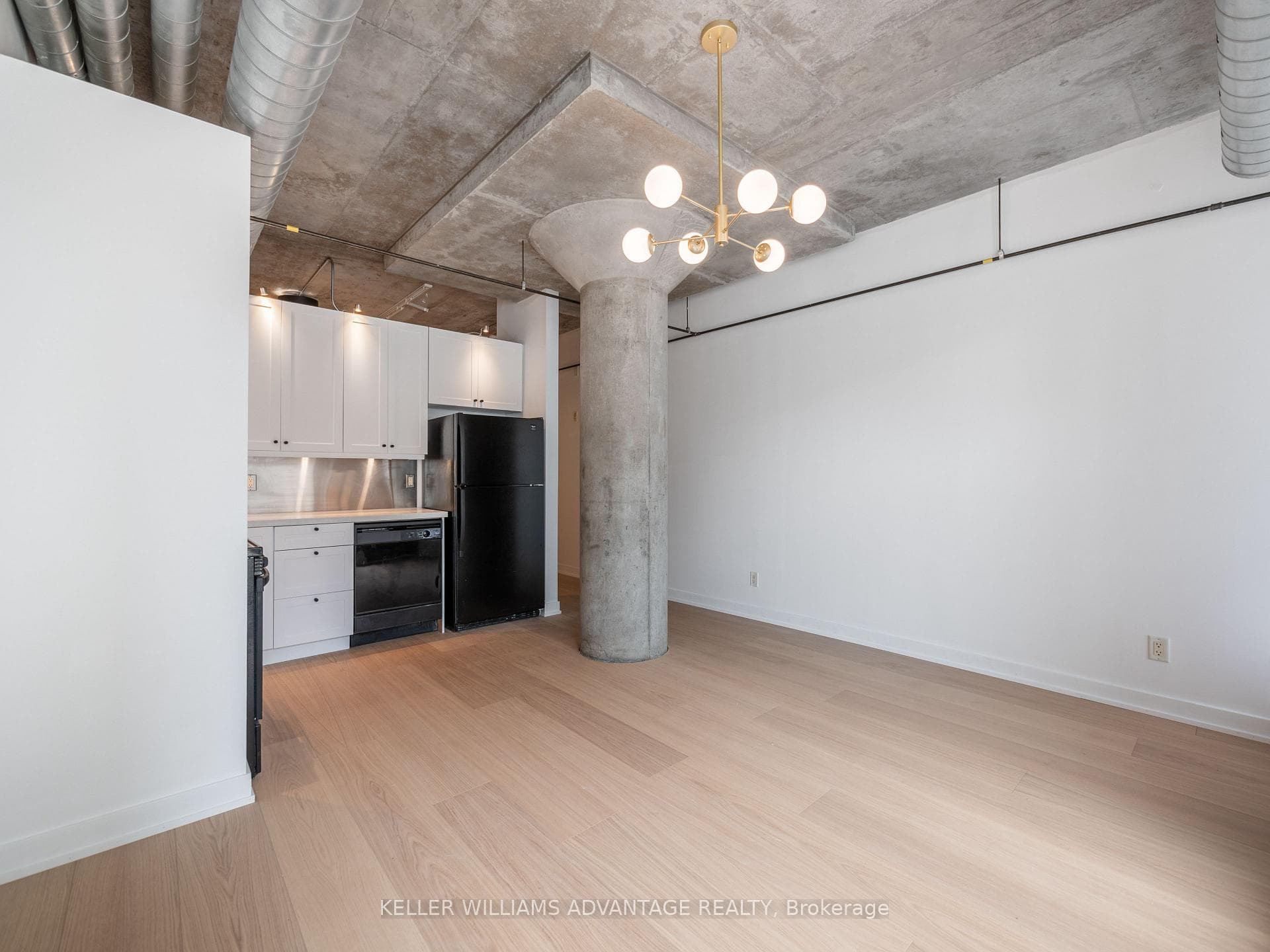 32 Stewart Street Unit 203 photo 9