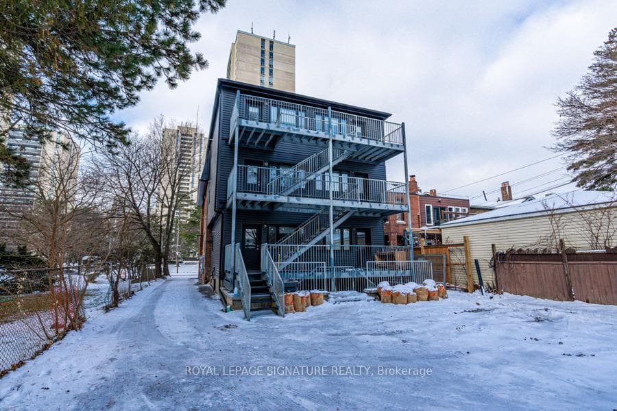 67 Oakmount Road Unit 3 photo 3