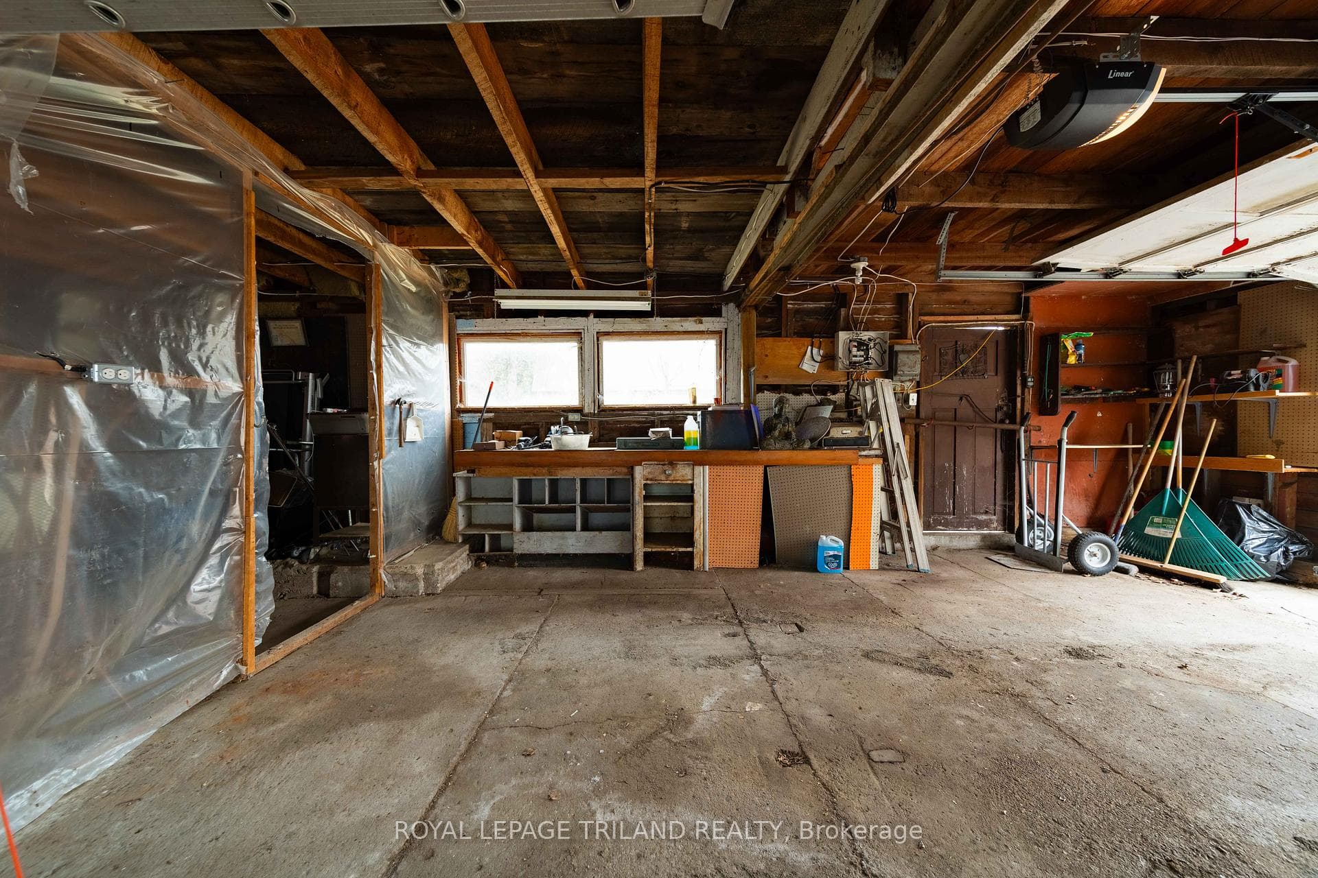 308 John Street photo 42