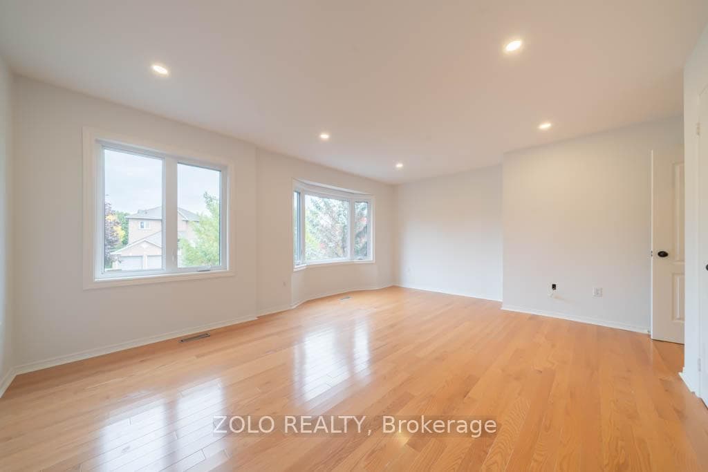 170 Widdifield Avenue photo 31