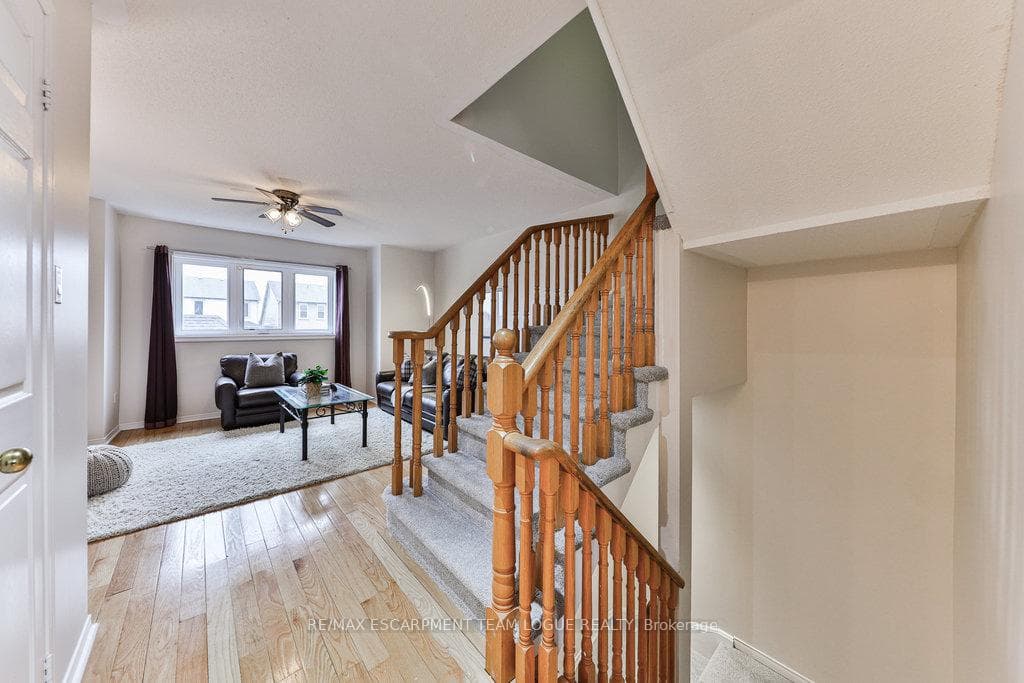 222 Glenashton Drive photo 18