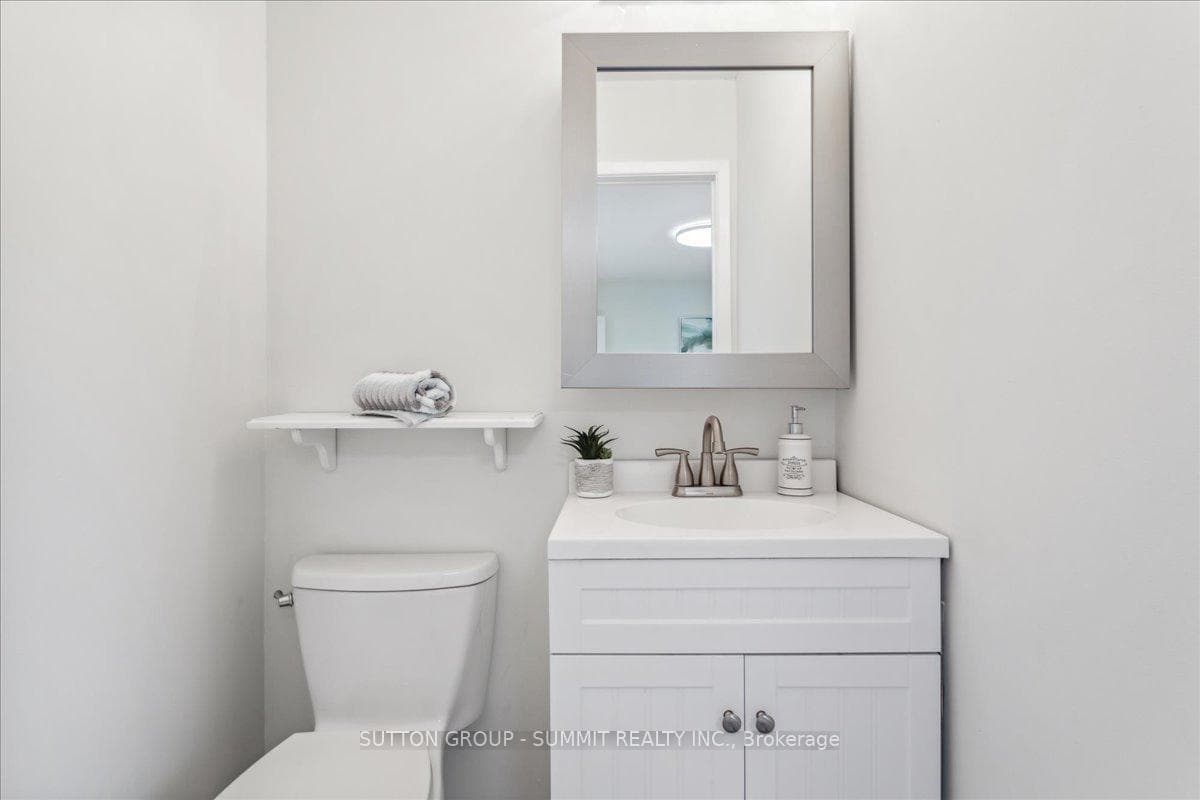 371 Bronte Street Unit 94 photo 23