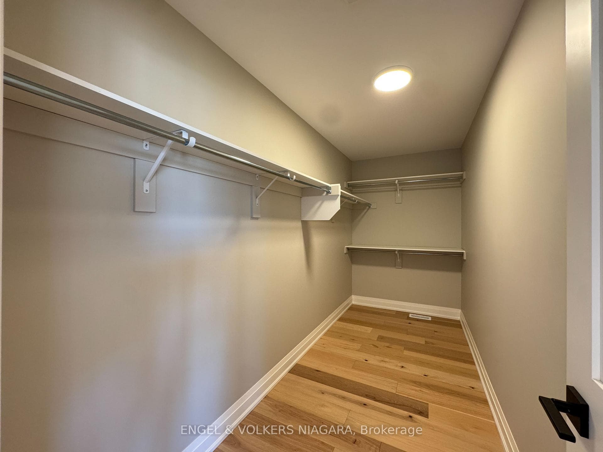 25 Elvira Way photo 12