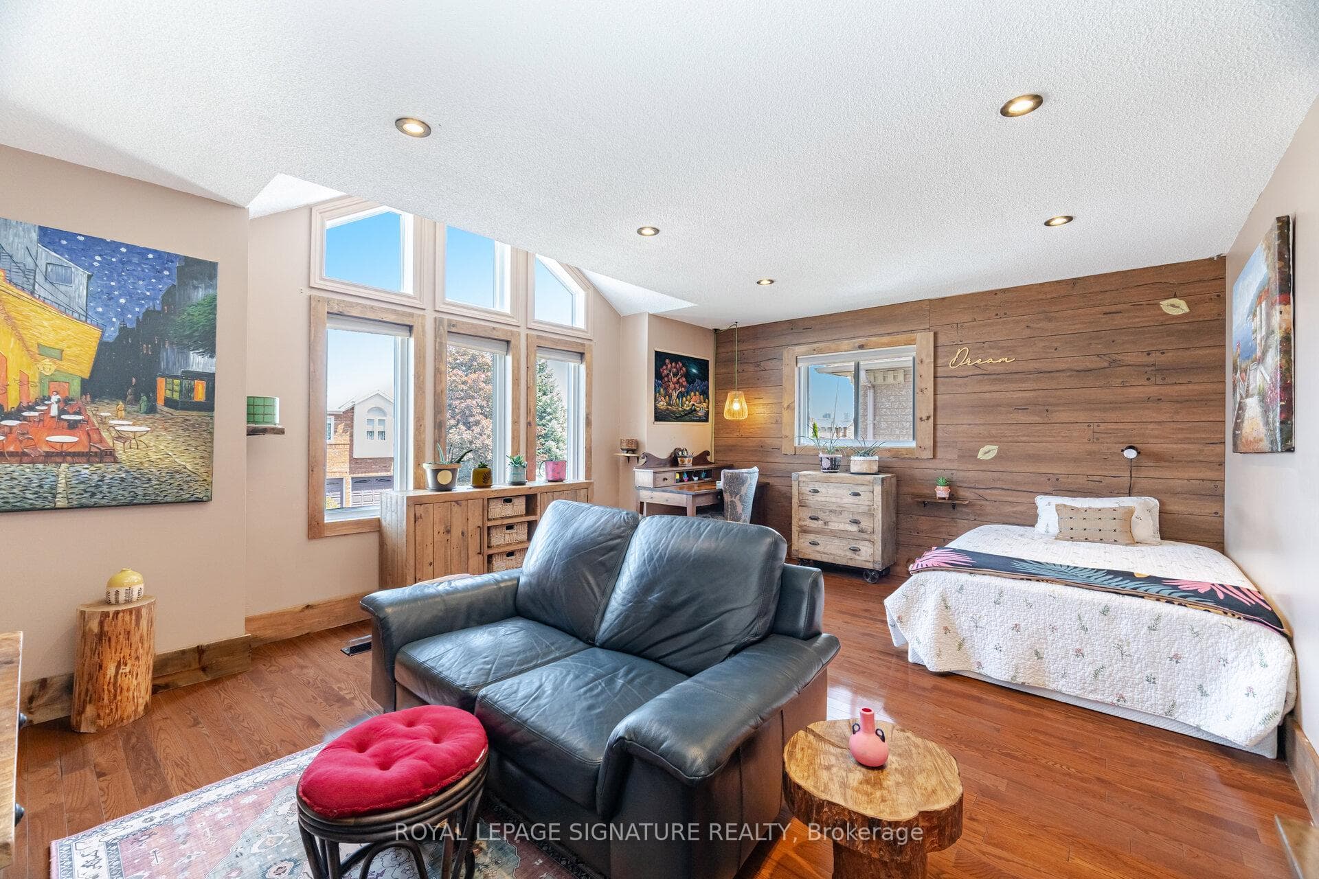 5448 Razorbill Court photo 21